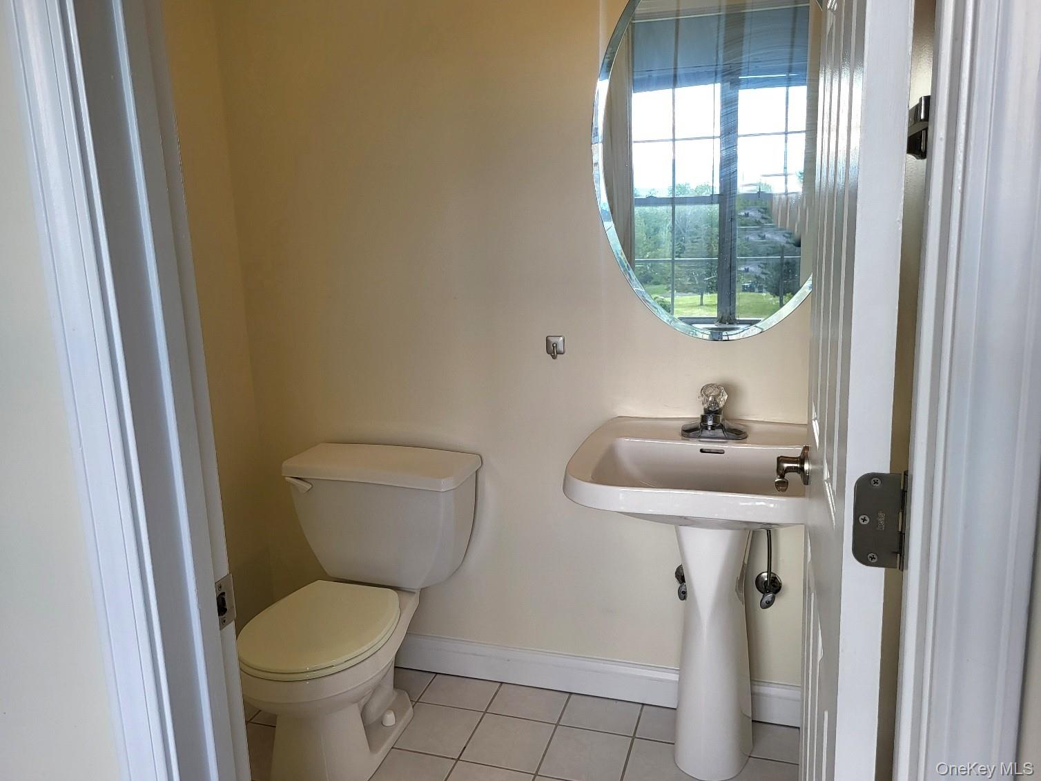 7 Bel Air Drive, Wallkill, NY 12589