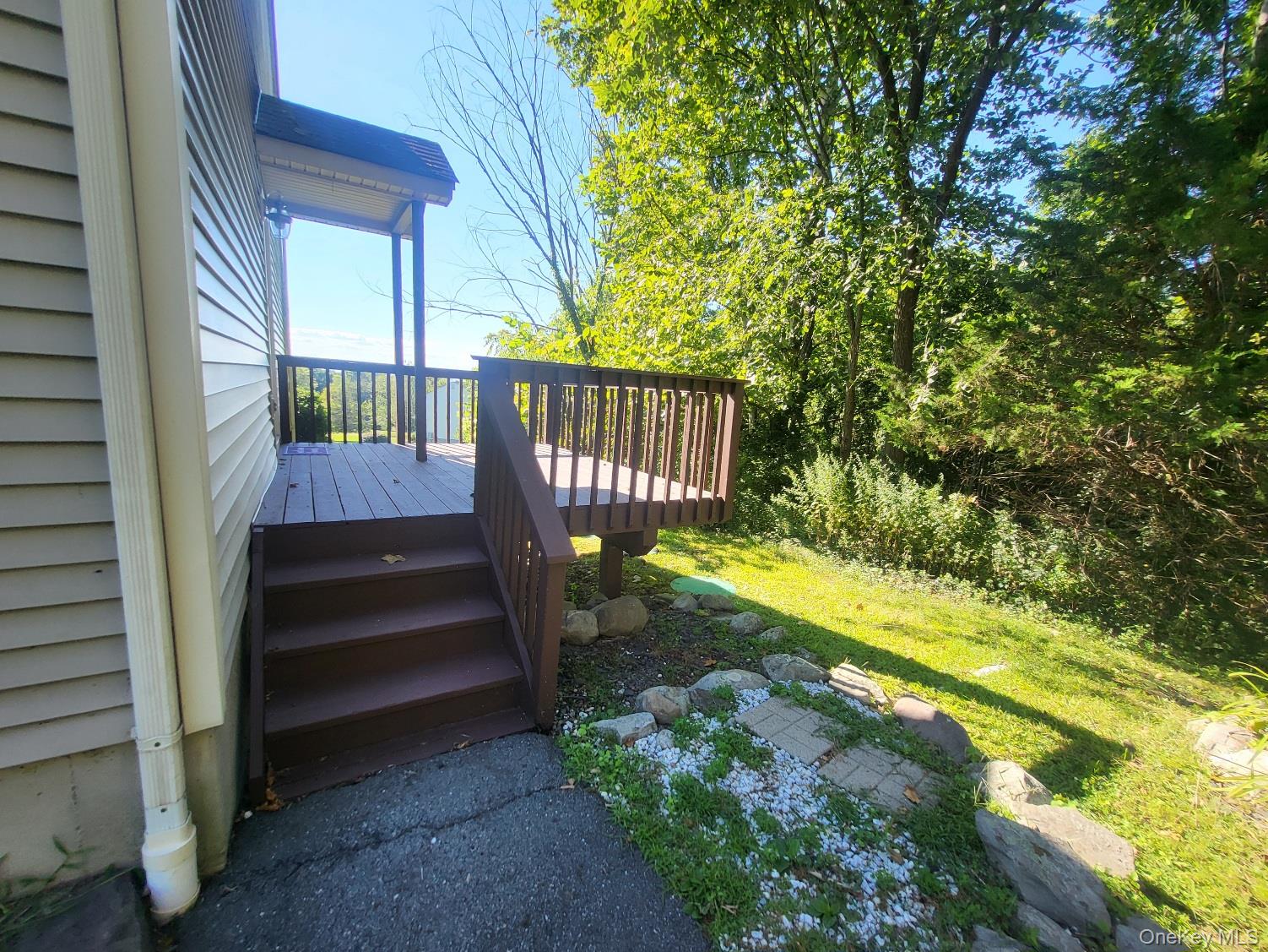 7 Bel Air Drive, Wallkill, NY 12589