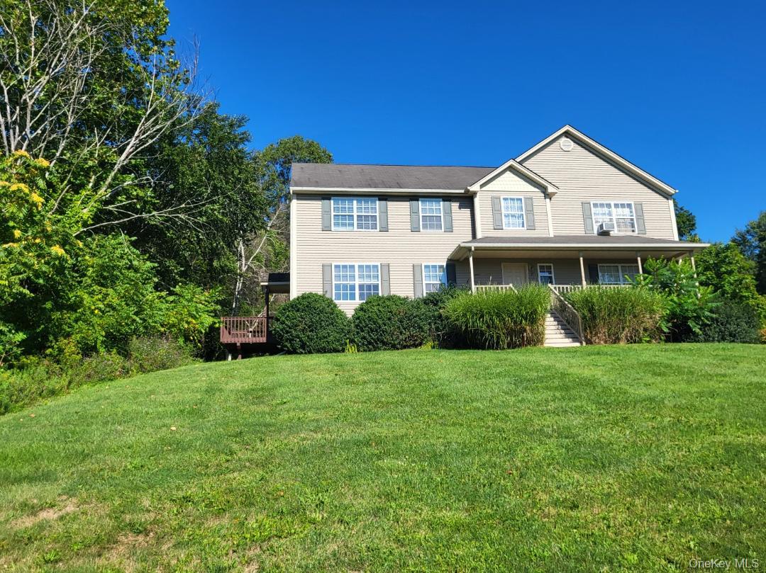 7 Bel Air Drive, Wallkill, NY 12589