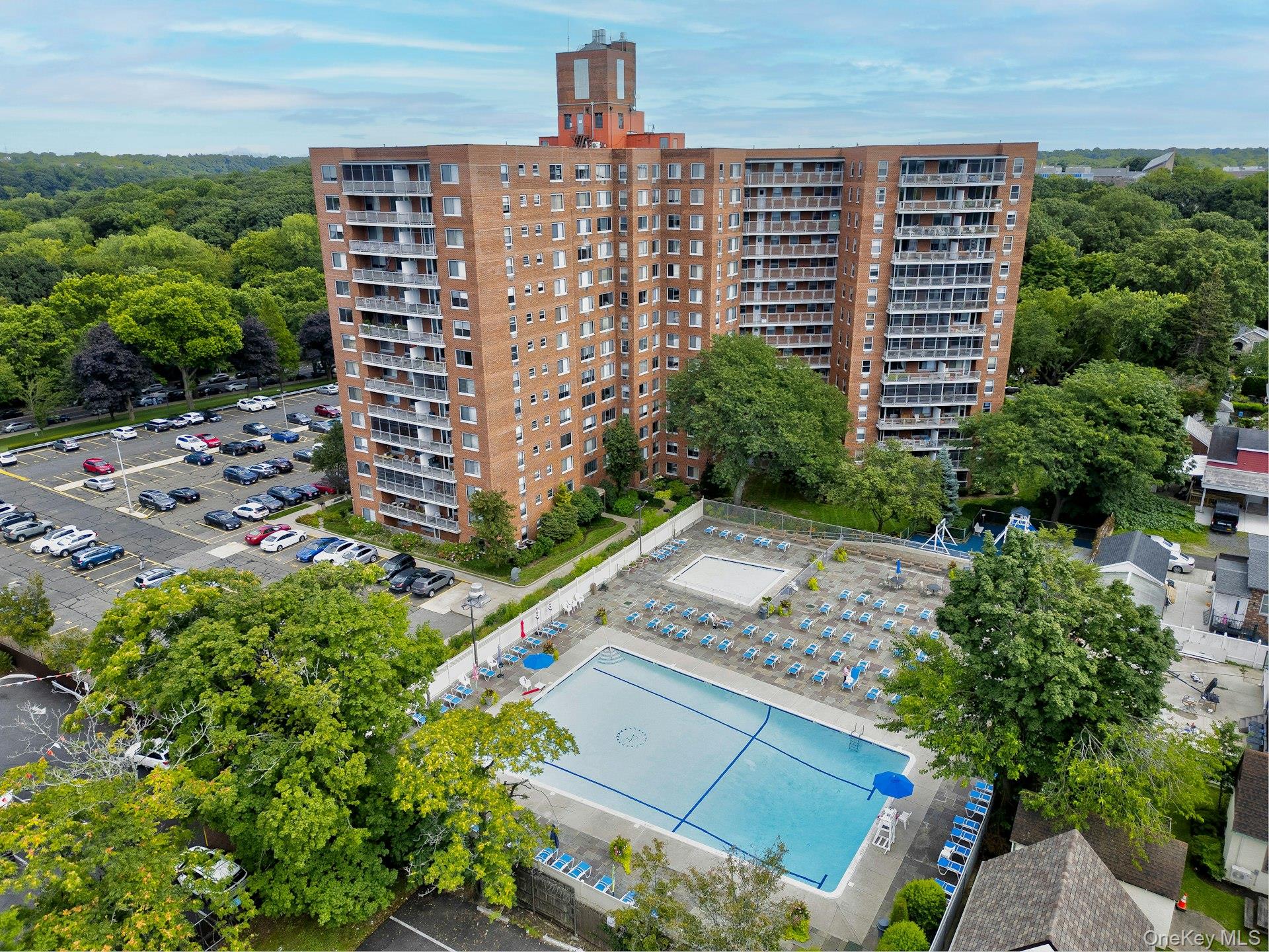 220-55 46th Avenue # 8A, Bayside, NY 11361