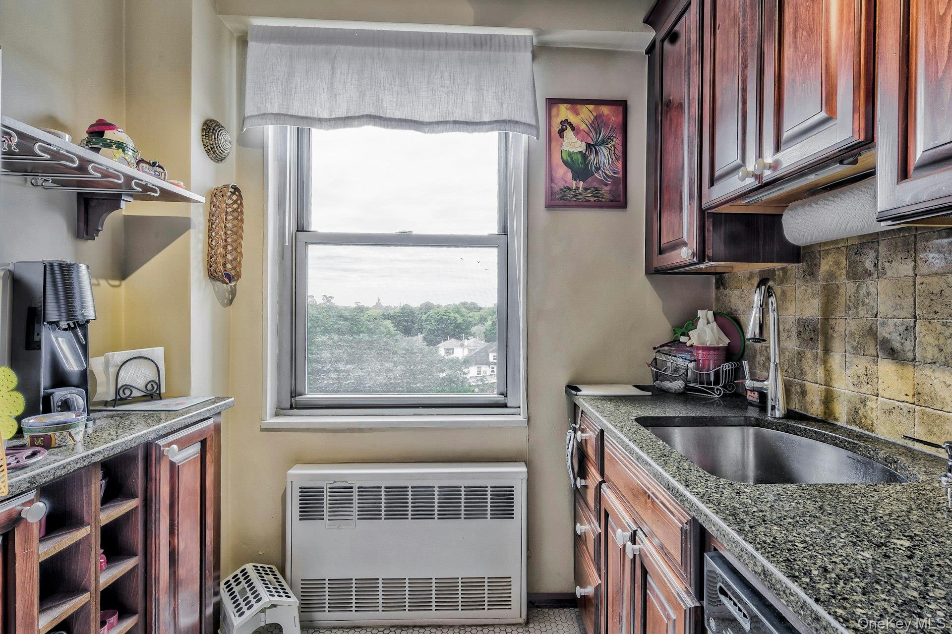 220-55 46th Avenue # 8A, Bayside, NY 11361