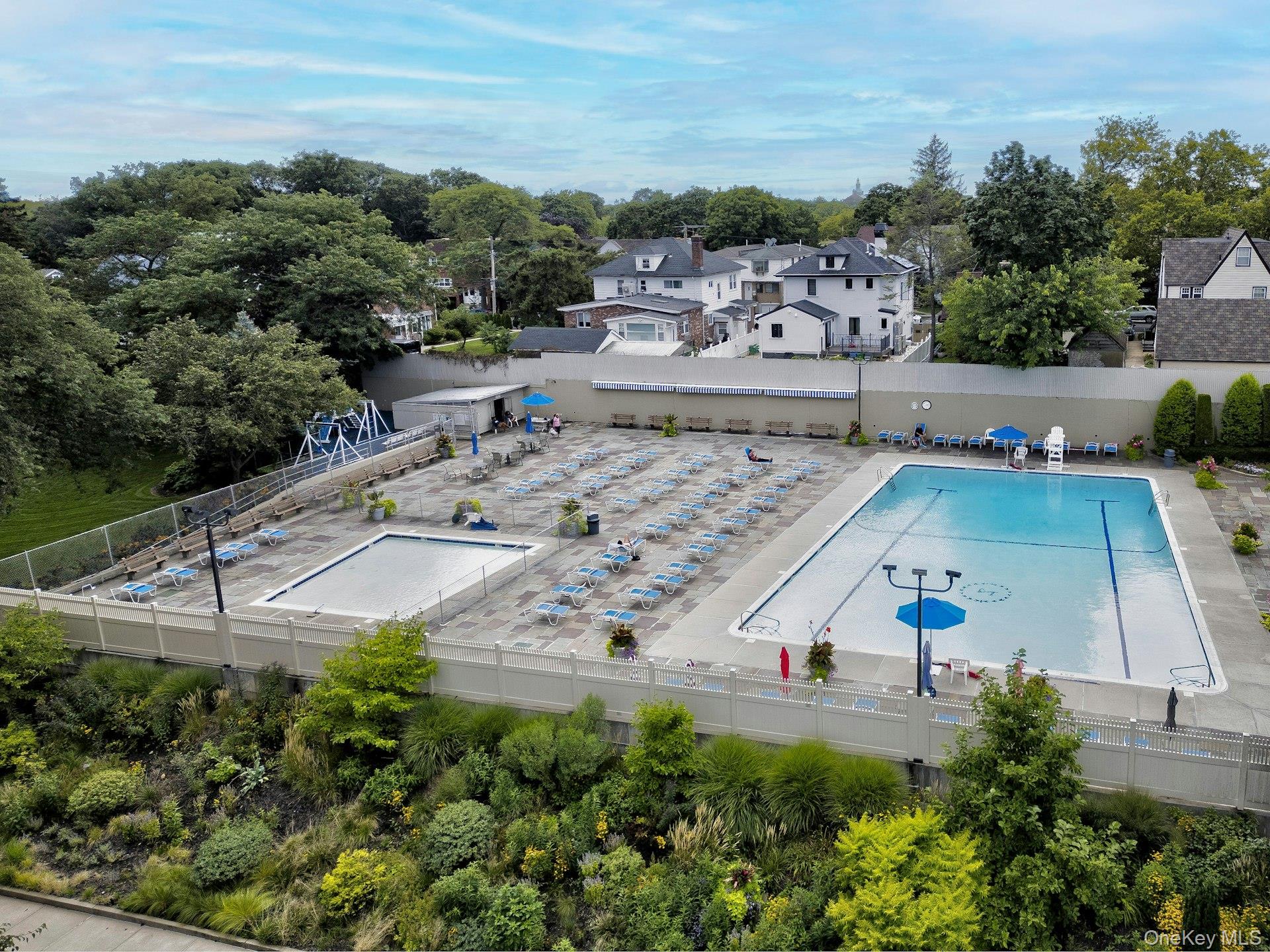 220-55 46th Avenue # 8A, Bayside, NY 11361