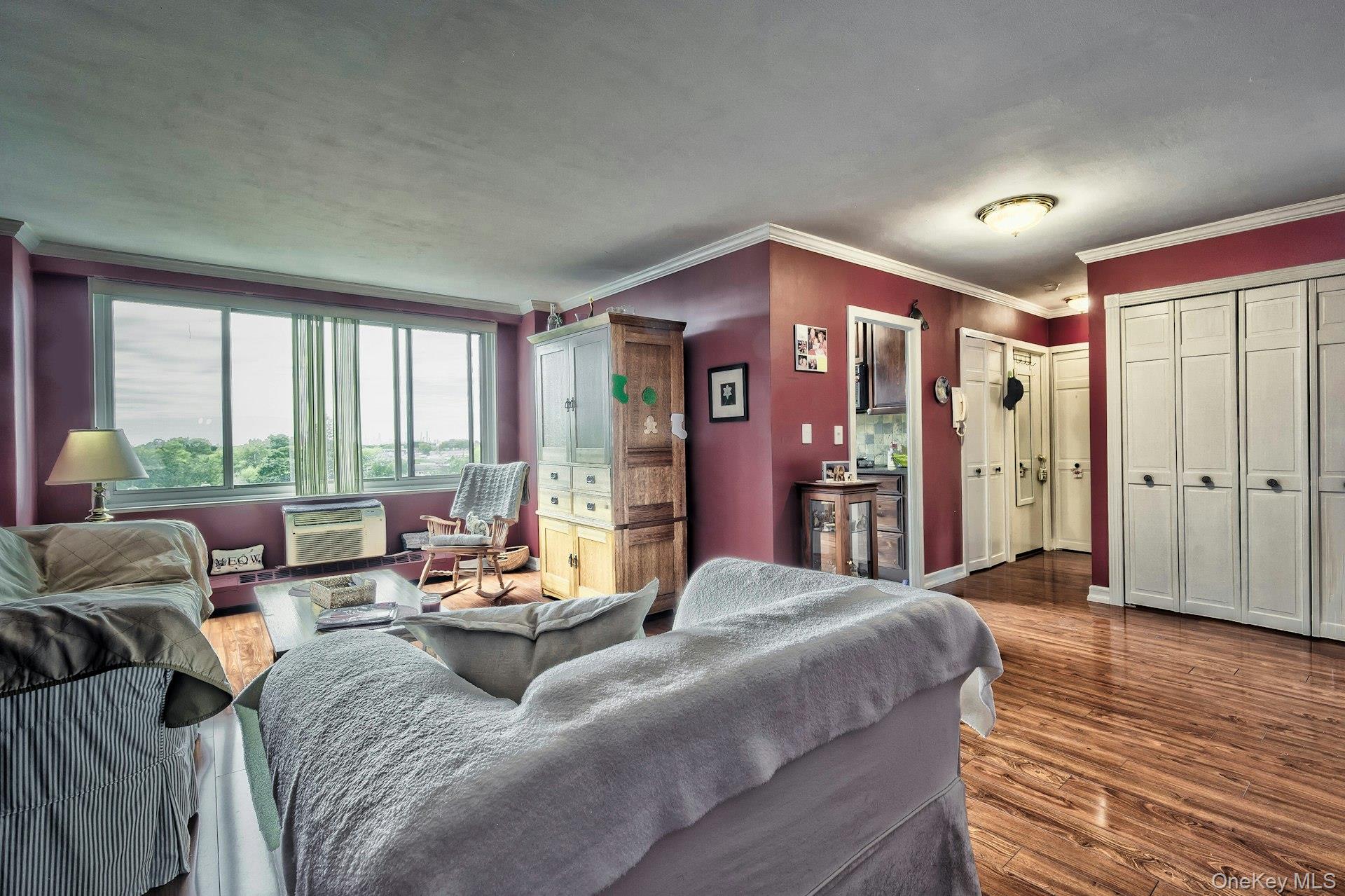 220-55 46th Avenue # 8A, Bayside, NY 11361