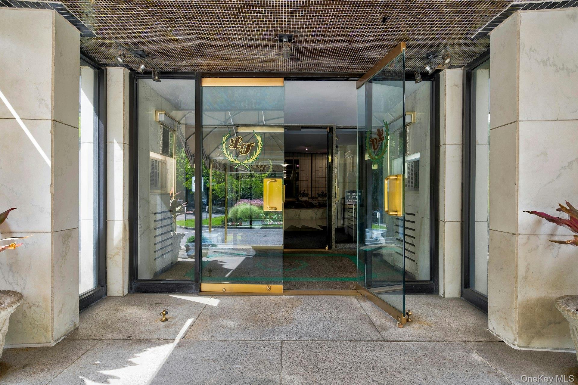 220-55 46th Avenue # 8A, Bayside, NY 11361