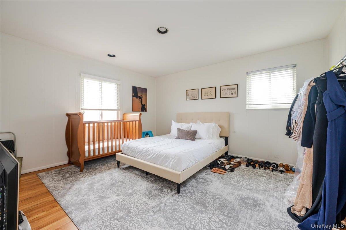 77 Tioga Avenue, Atlantic Beach, NY 11509