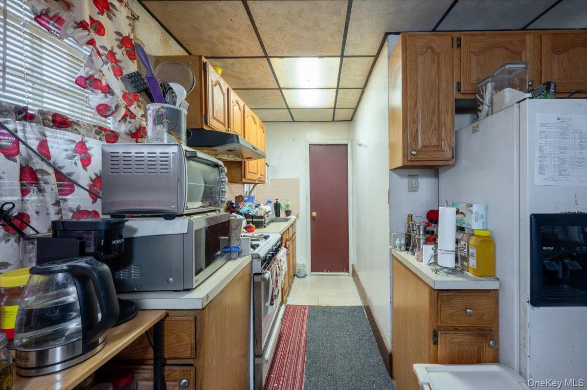 15824 75th Road, Flushing, NY 11366