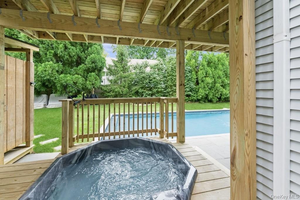 161 Monroe Drive, Montauk, NY 11954