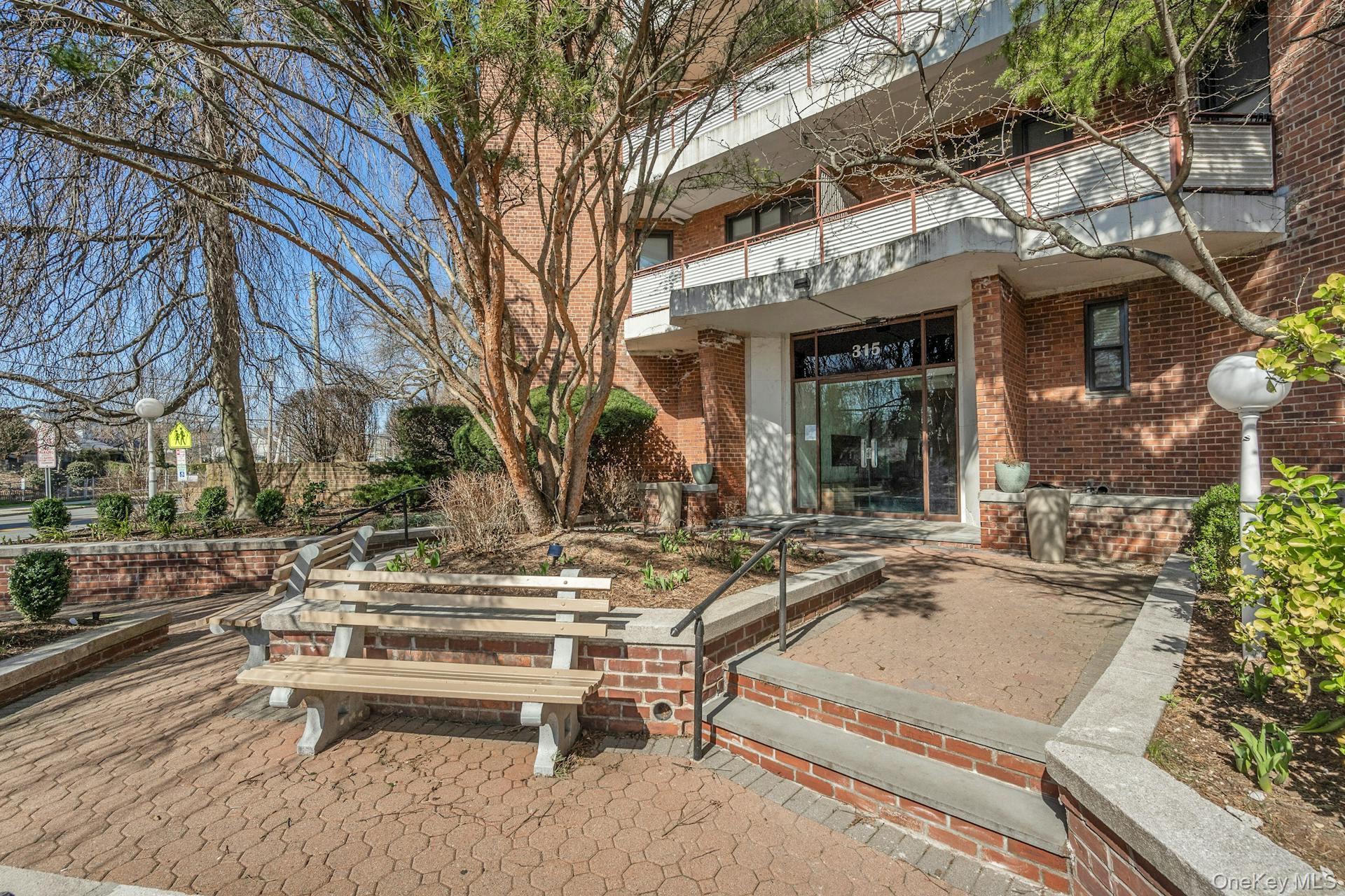 315 King # 6A, Port Chester, NY 10573