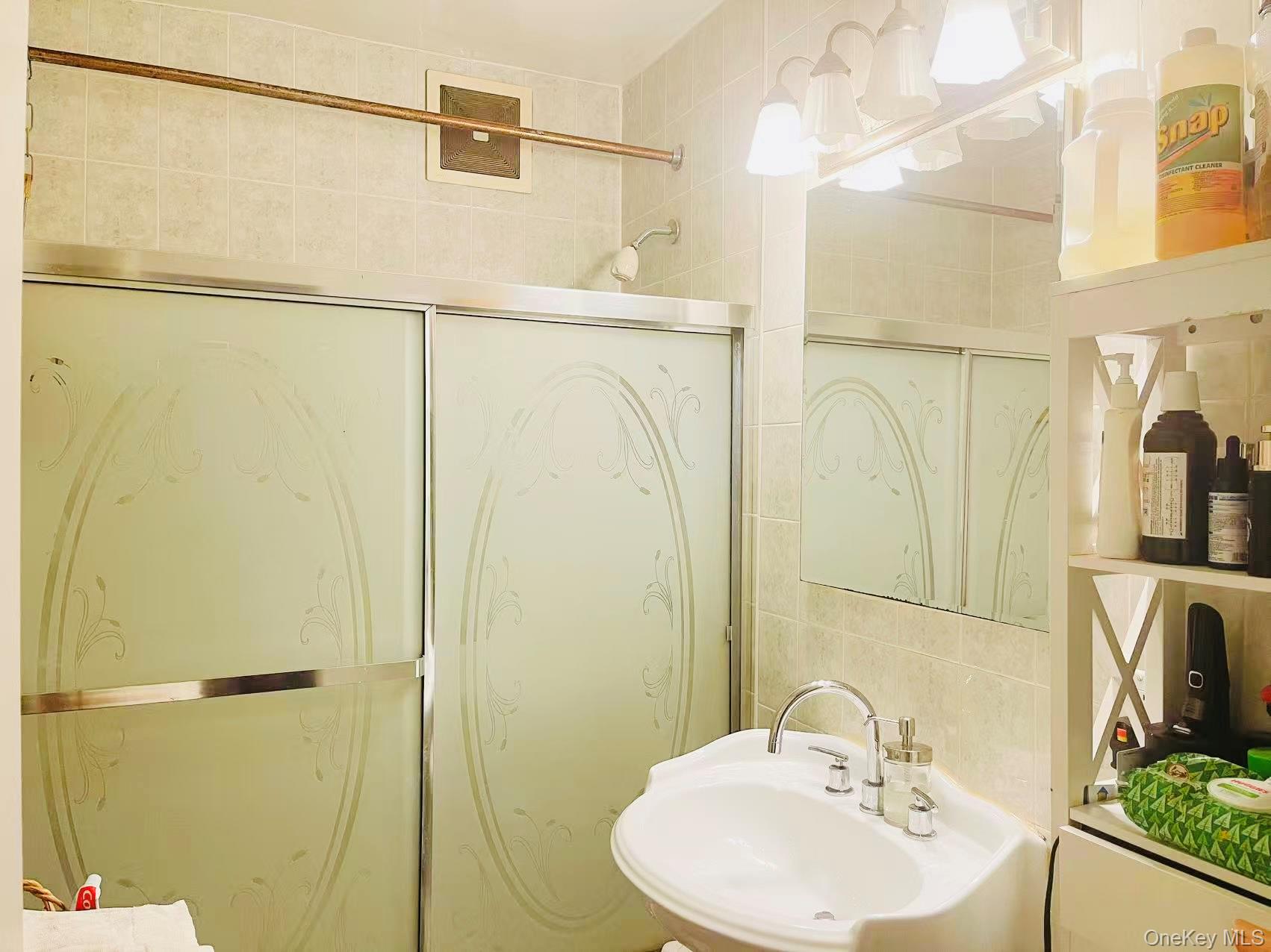 144-30 Sanford Avenue # 2C, Flushing, NY 11355