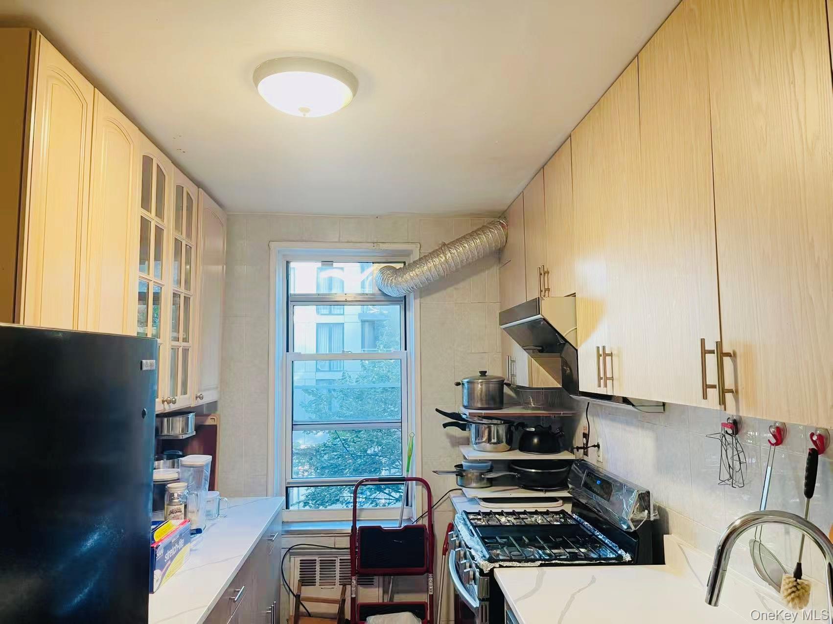 144-30 Sanford Avenue # 2C, Flushing, NY 11355