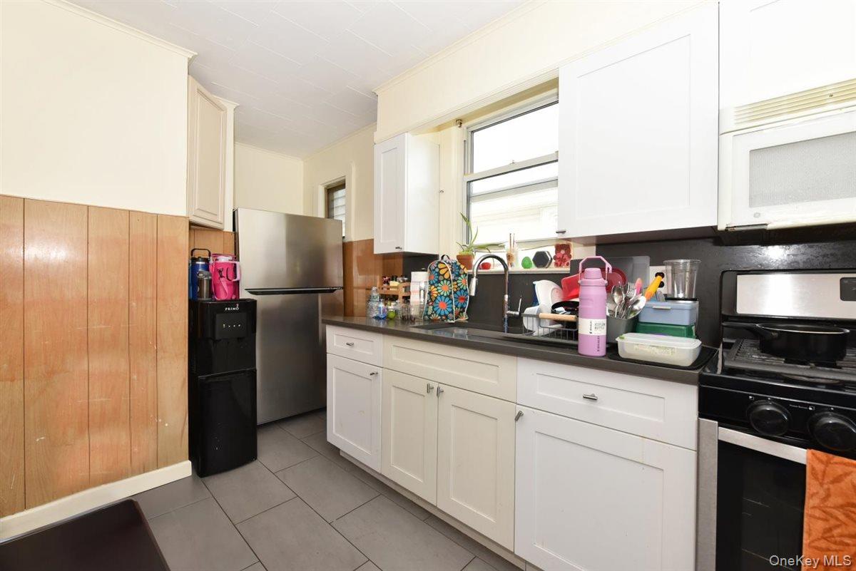 176 Dubois Avenue, Staten Island, NY 10310