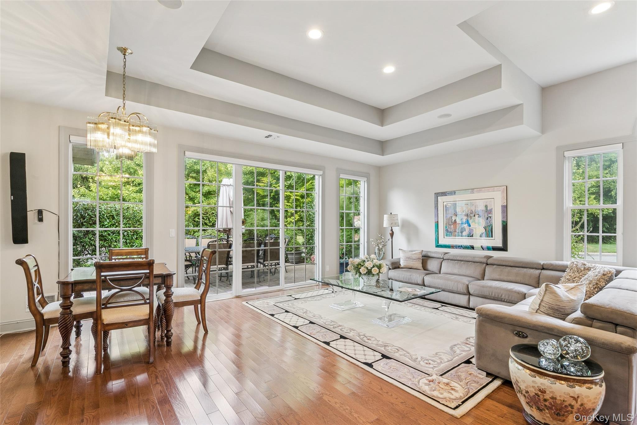 382 Altessa Boulevard, Melville, NY 11747