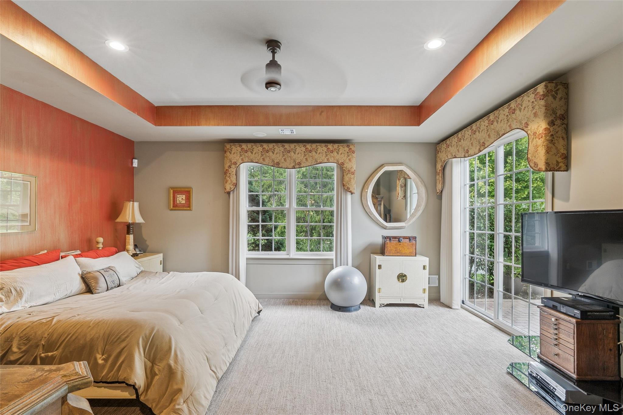 382 Altessa Boulevard, Melville, NY 11747