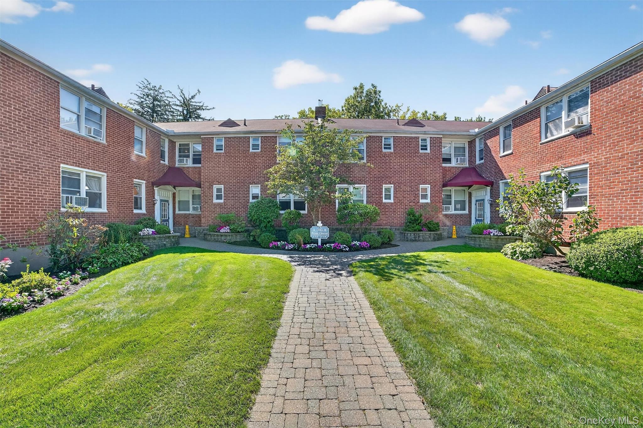 11 Bryant Crescent # 1B, White Plains, NY 10605