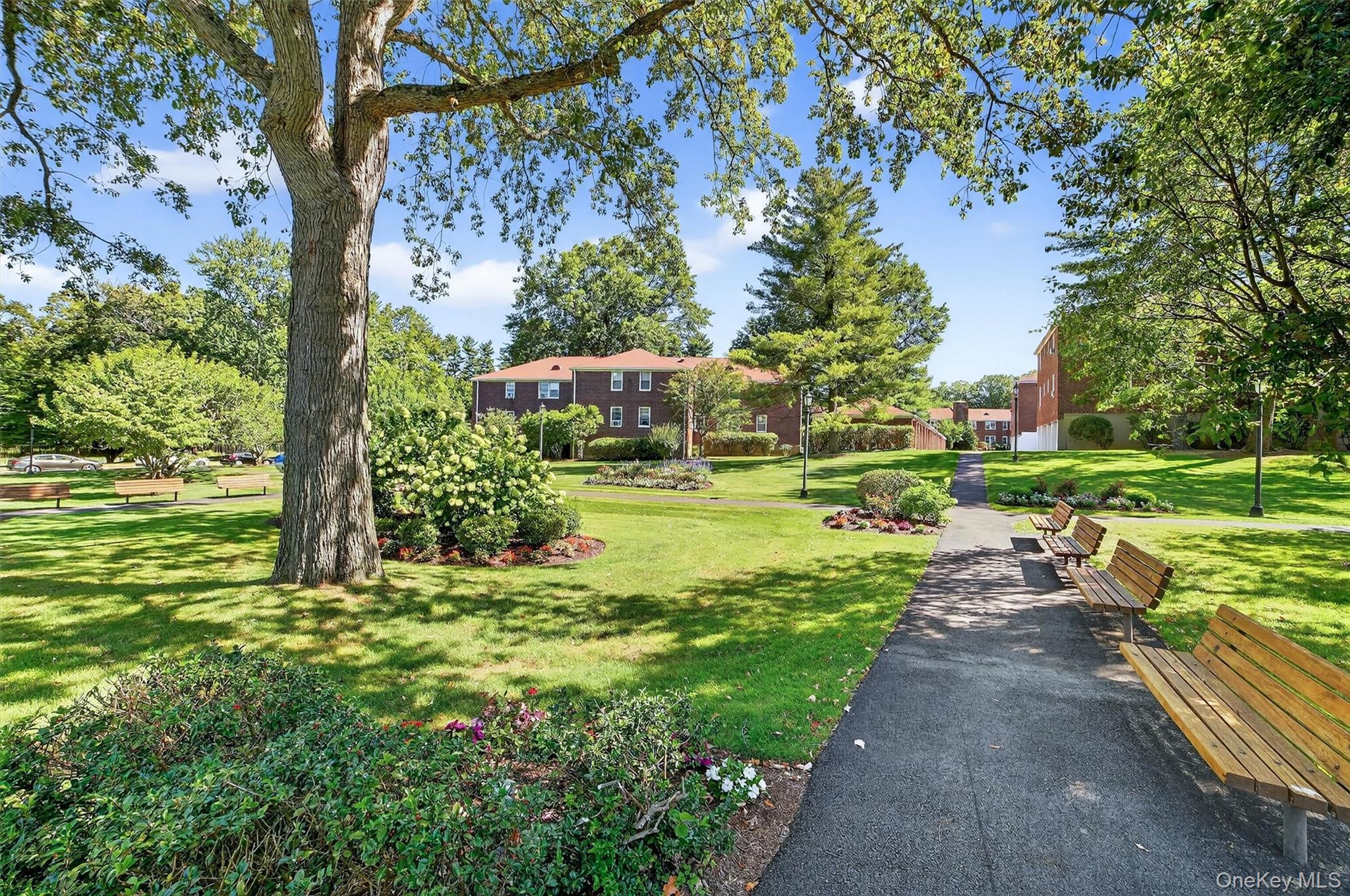 11 Bryant Crescent # 1B, White Plains, NY 10605