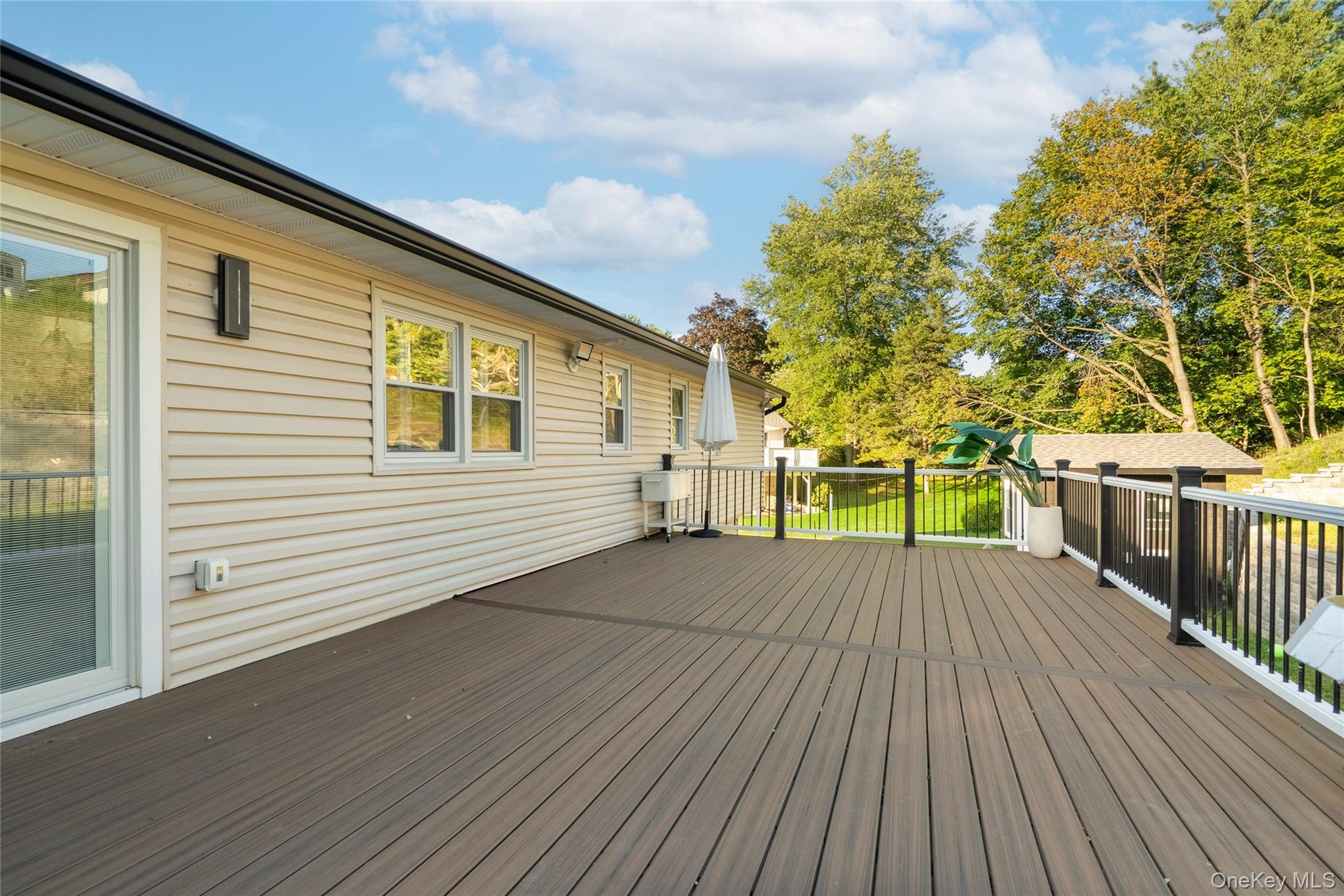 1 Wales Vista, Nanuet, NY 10954