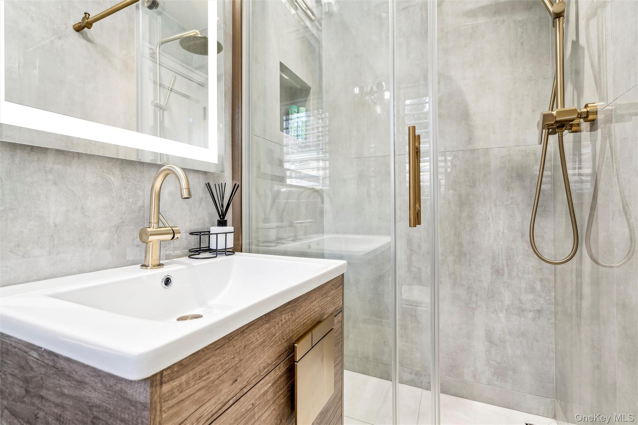 1 Wales Vista, Nanuet, NY 10954