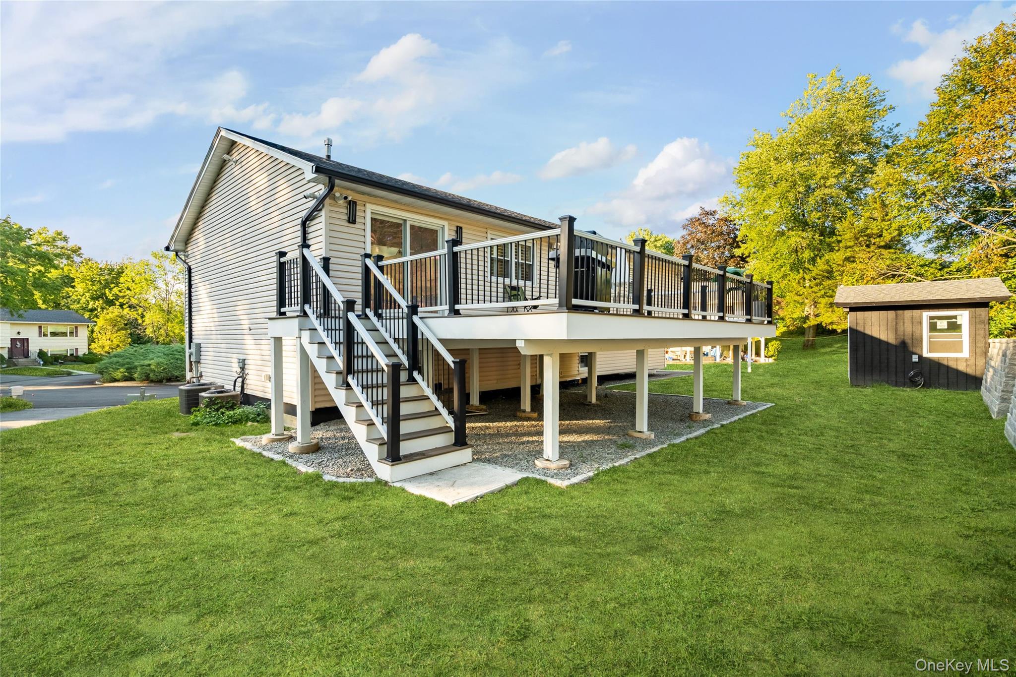 1 Wales Vista, Nanuet, NY 10954