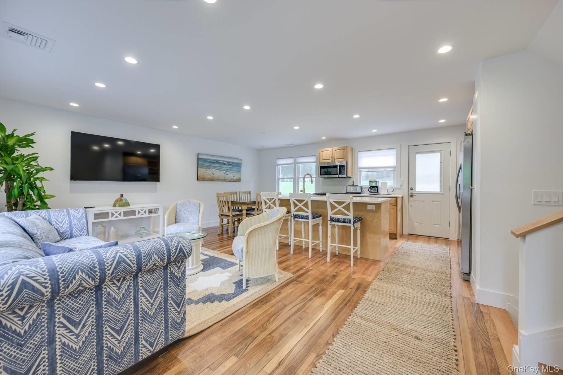 845 County Road 39, Southampton, NY 11968