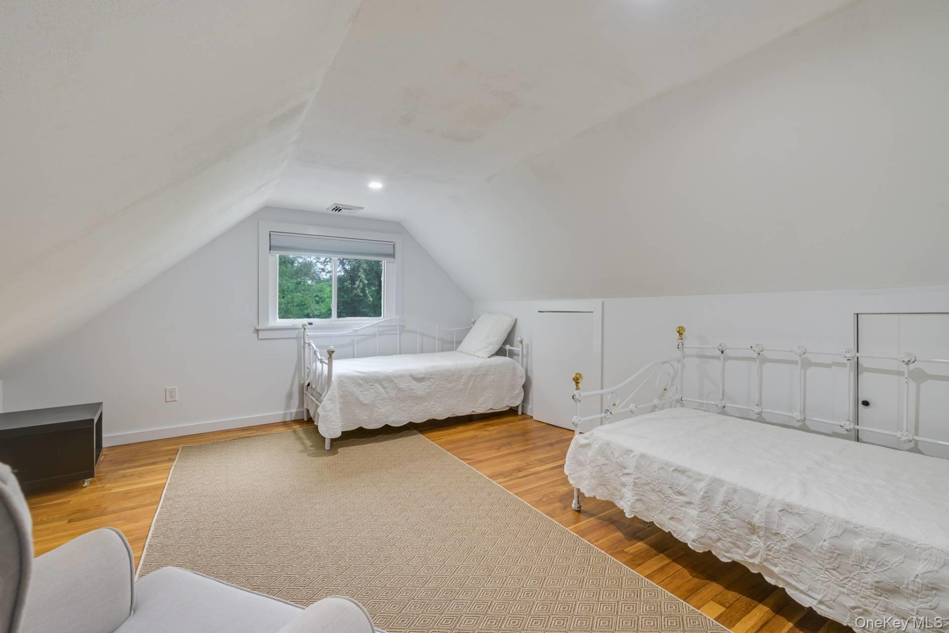 845 County Road 39, Southampton, NY 11968