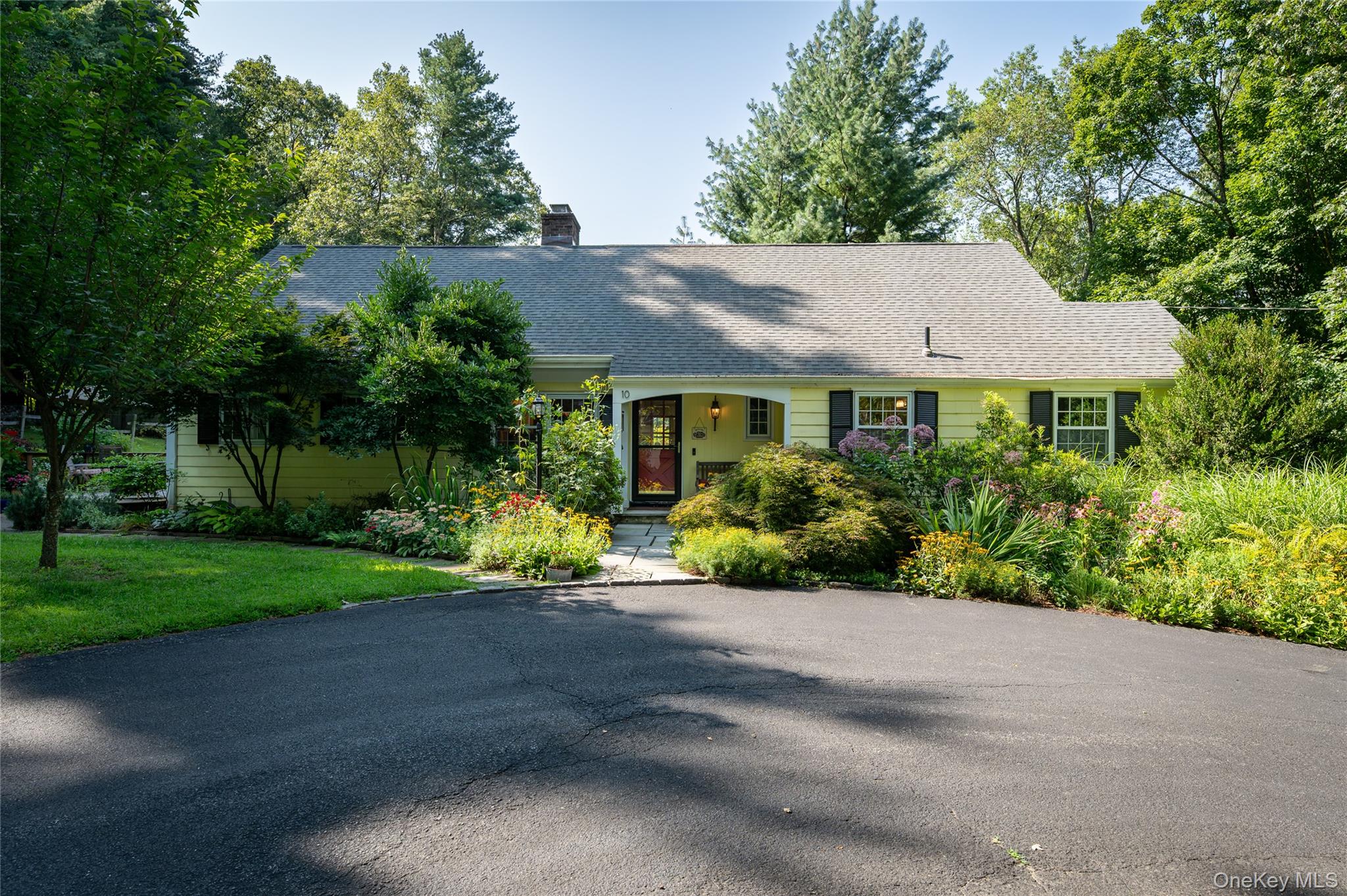 10 Mark Mead Road, Cross River, NY 10518