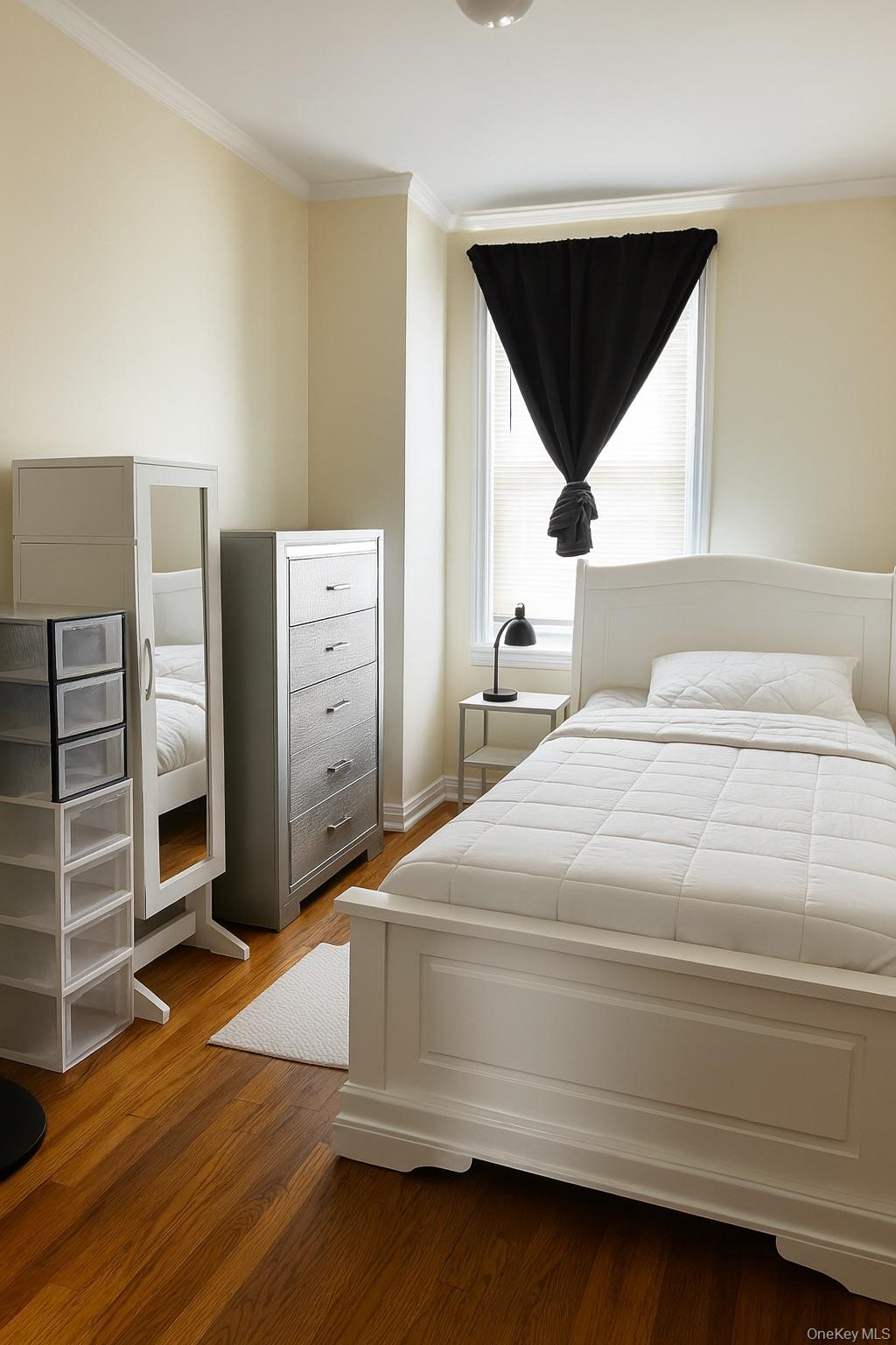 60-45 Woodhaven Blvd, Rego Park, NY 11373