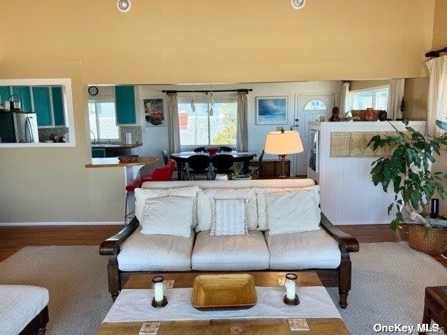 3 Oswego Avenue # Upper, Atlantic Beach, NY 11561