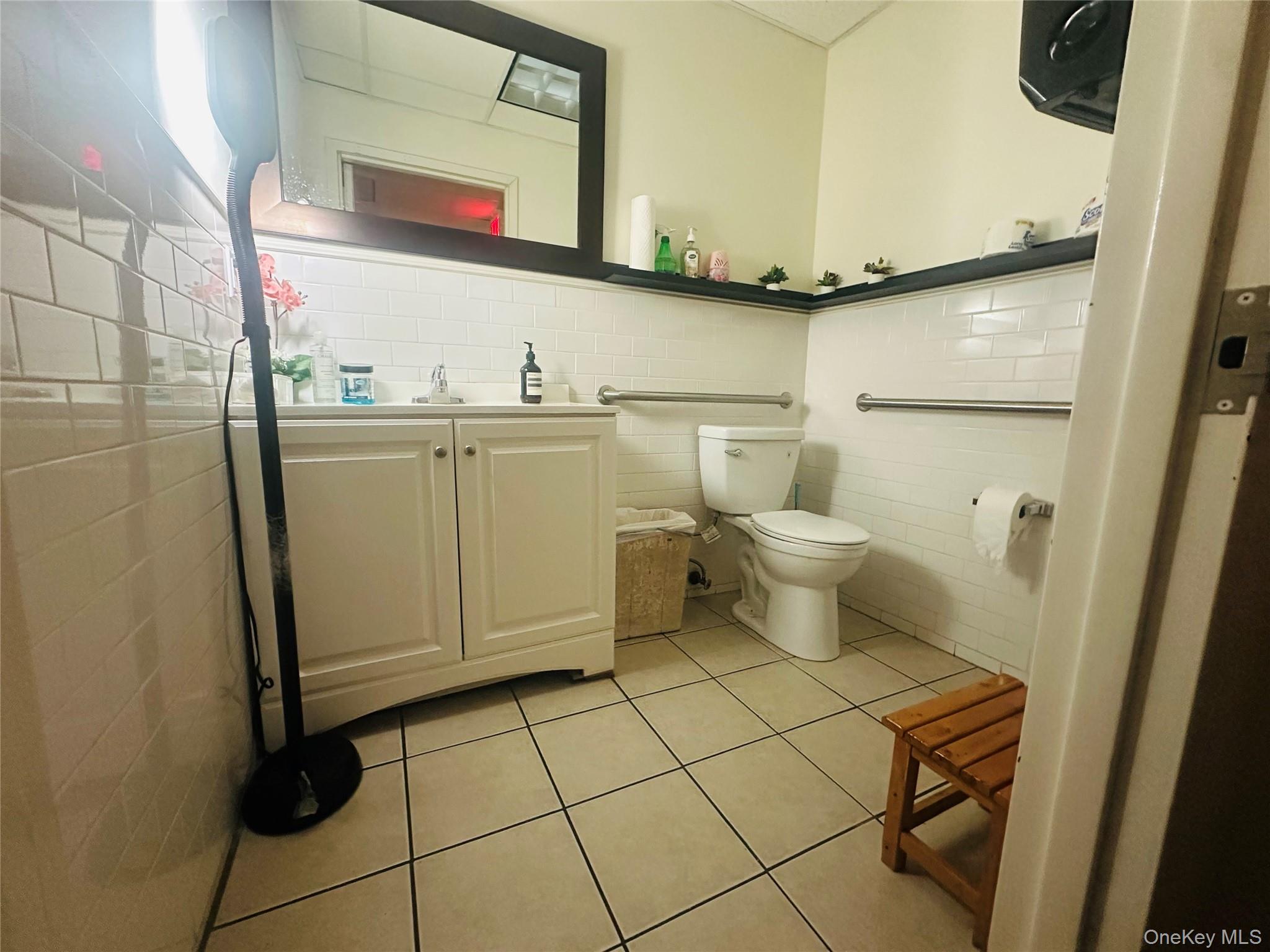 123 Baxter St # 1Fl, New York (Manhattan), NY 10013