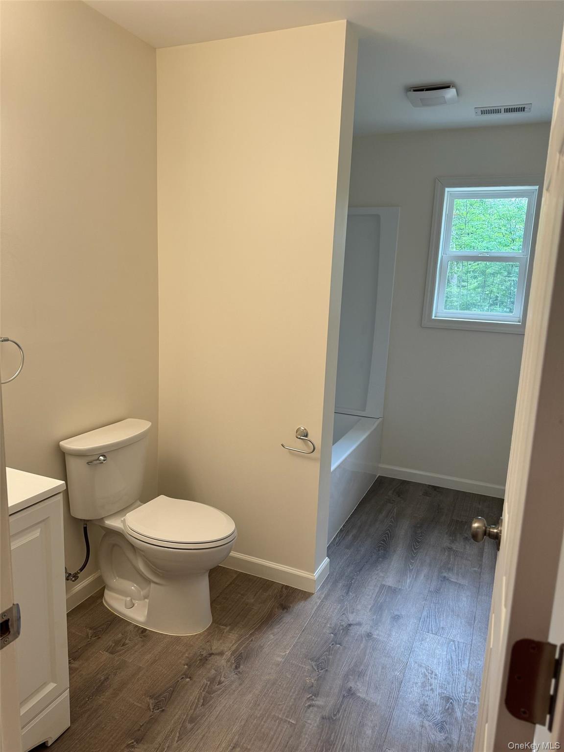 11 E Alexandra Matthews, Call Listing Agent, NY 12589