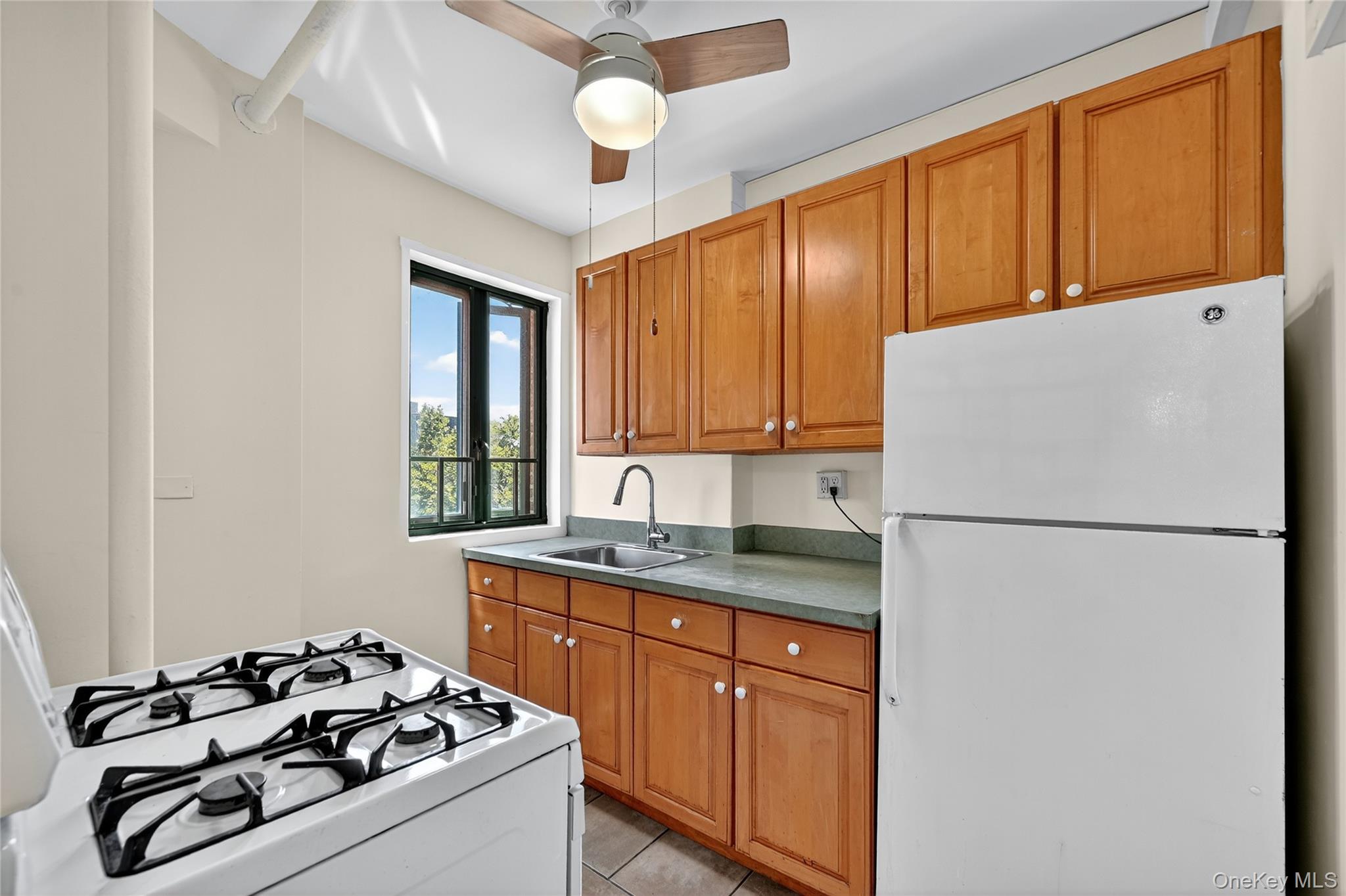 1555 Unionport Road # 7B, Bronx, NY 10462