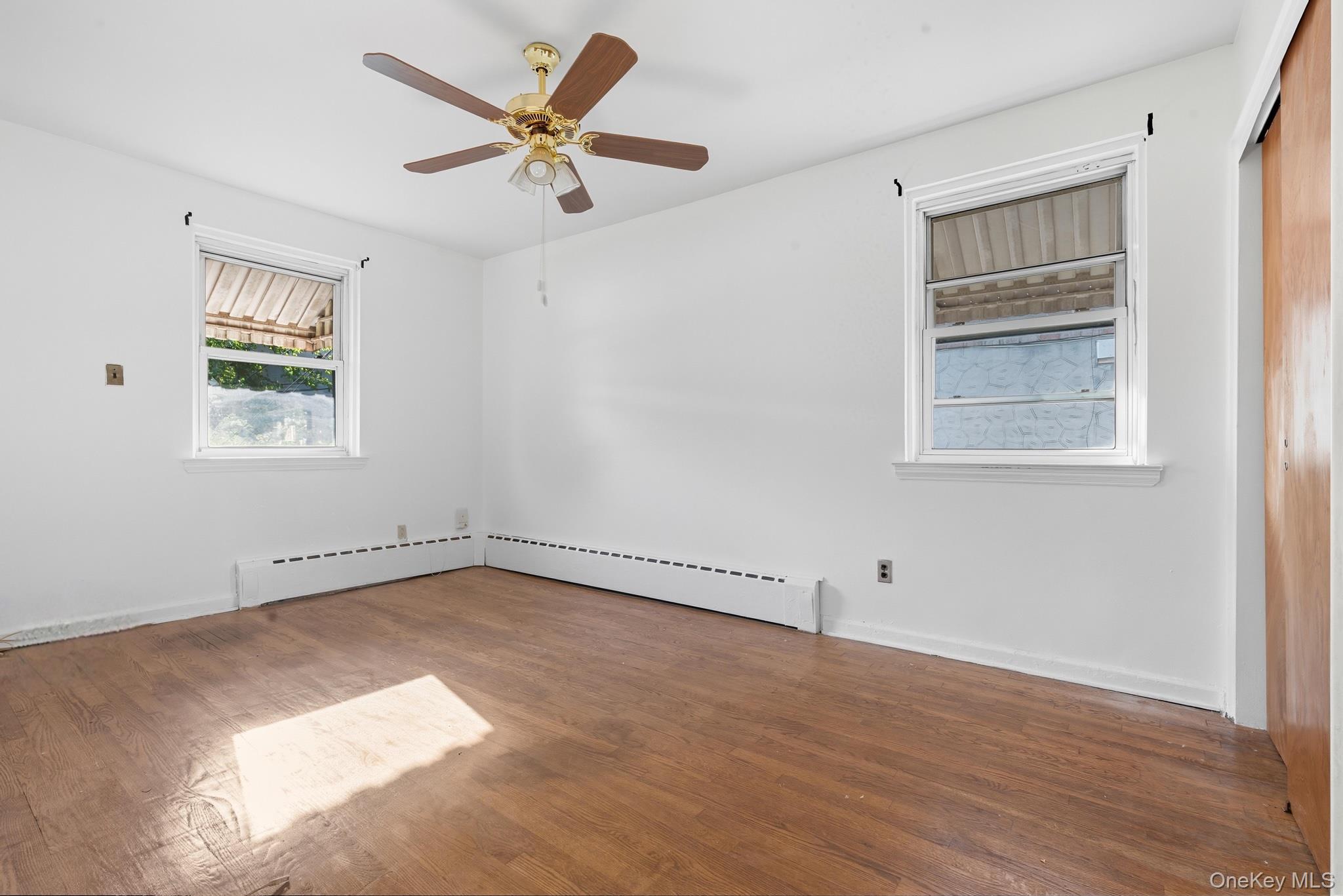 1049 Huntington Avenue, Bronx, NY 10465