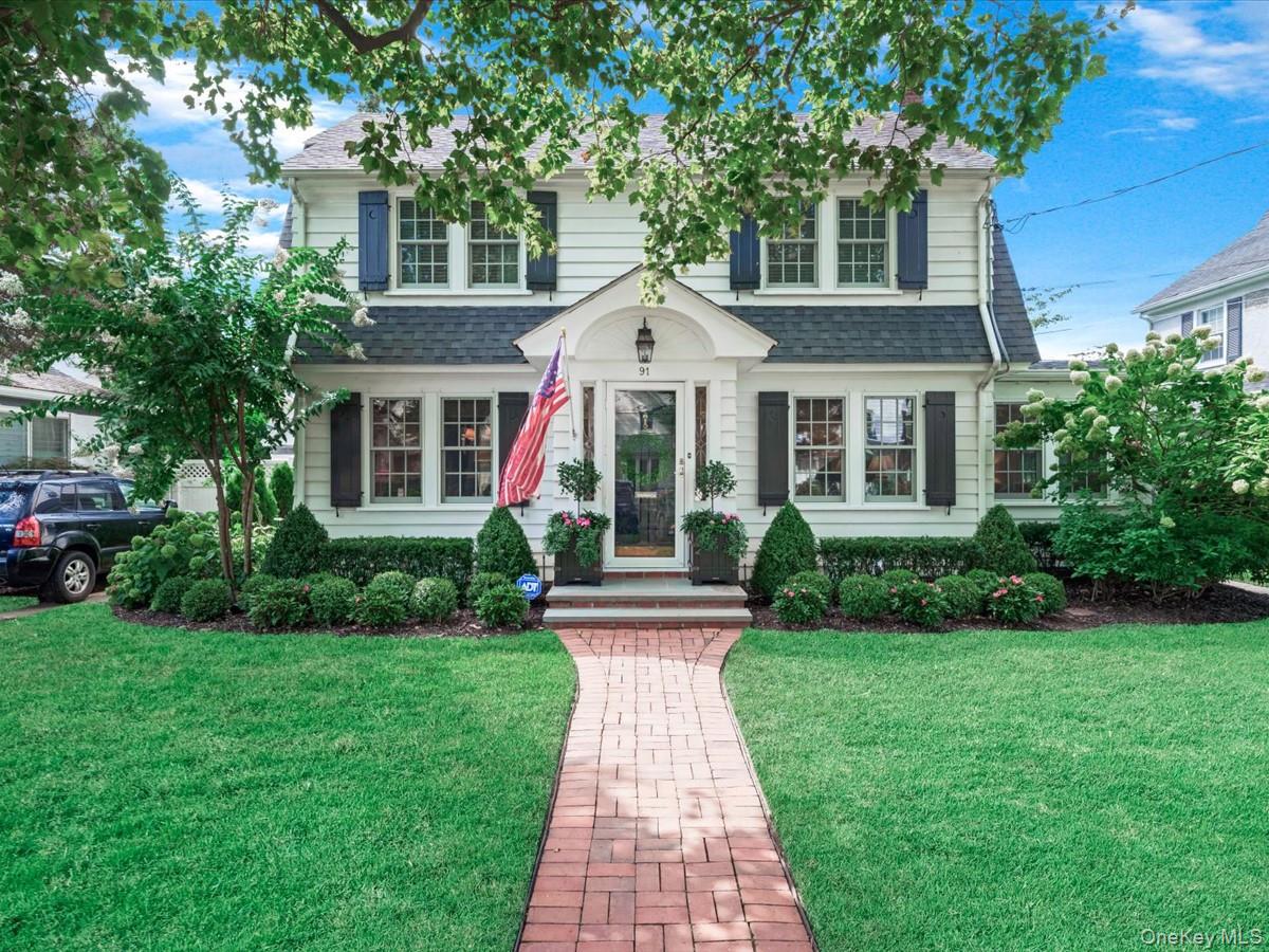 91 Chatham Place, West Hempstead, NY 11552
