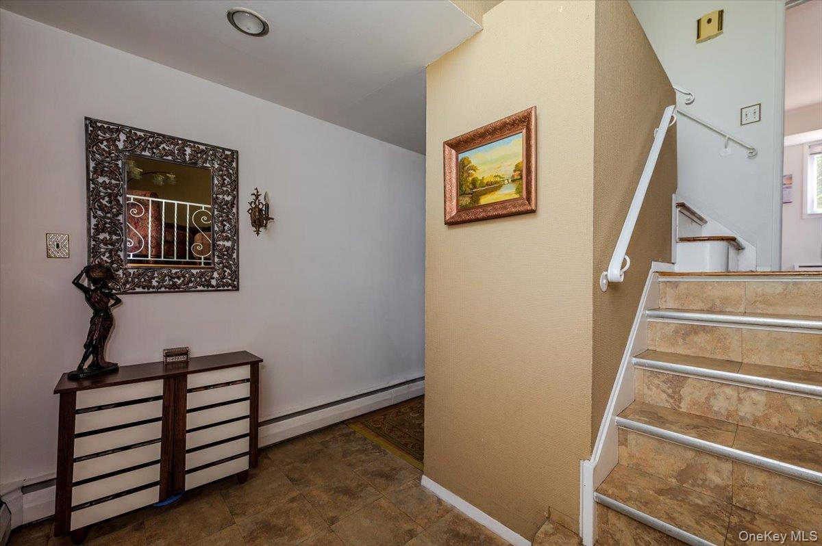 79 E Deer Park Road, Dix Hills, NY 11746