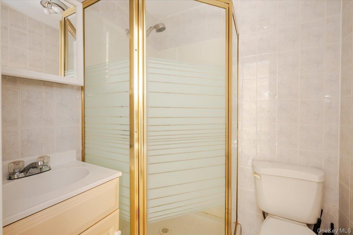 79 E Deer Park Road, Dix Hills, NY 11746