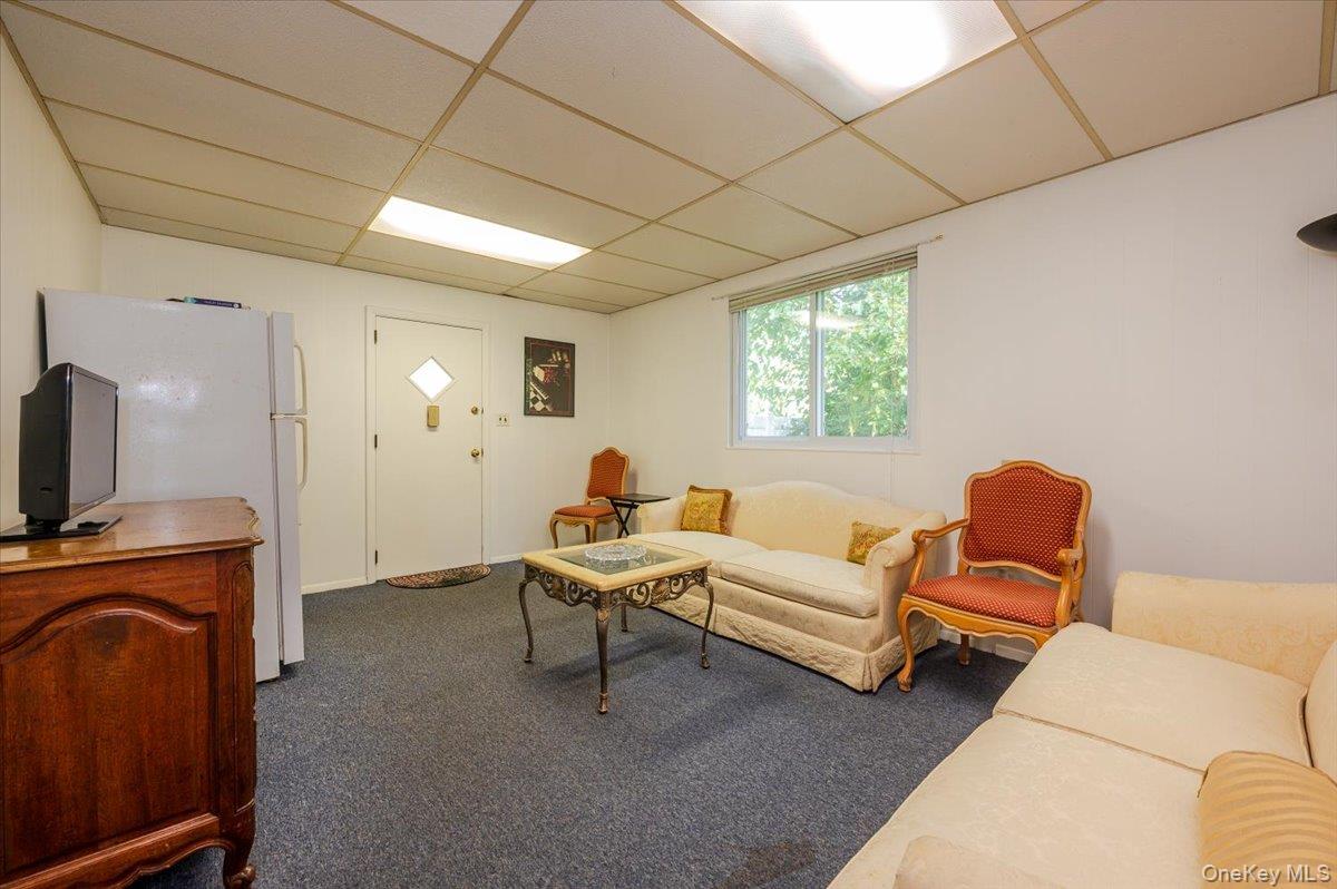 79 E Deer Park Road, Dix Hills, NY 11746