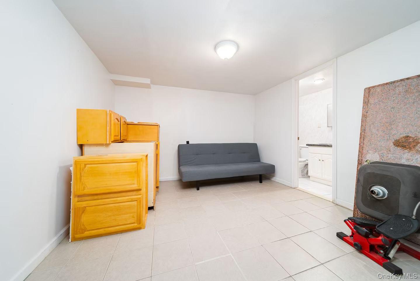 166-61 17th Road, Whitestone, NY 11357