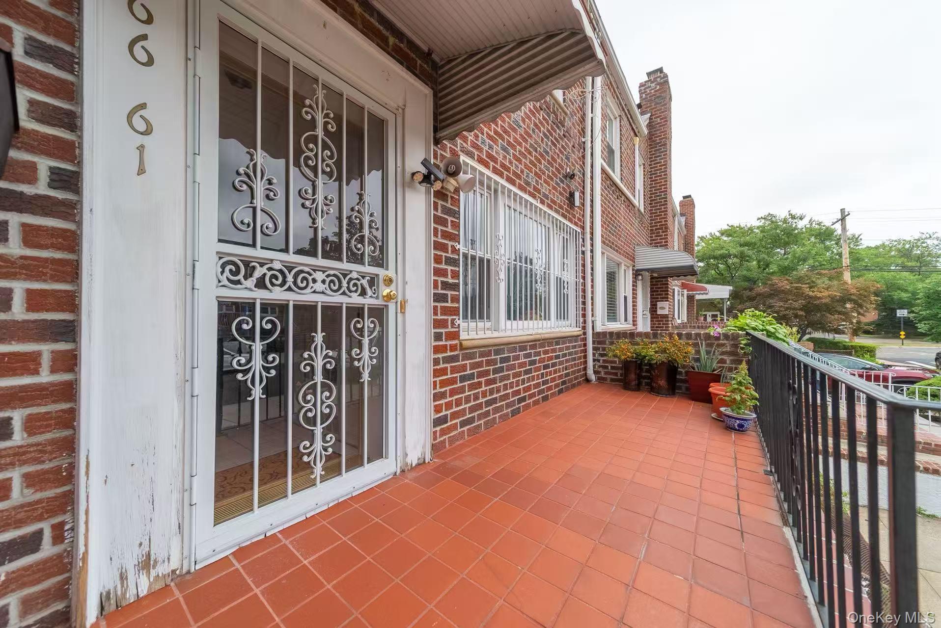 166-61 17th Road, Whitestone, NY 11357