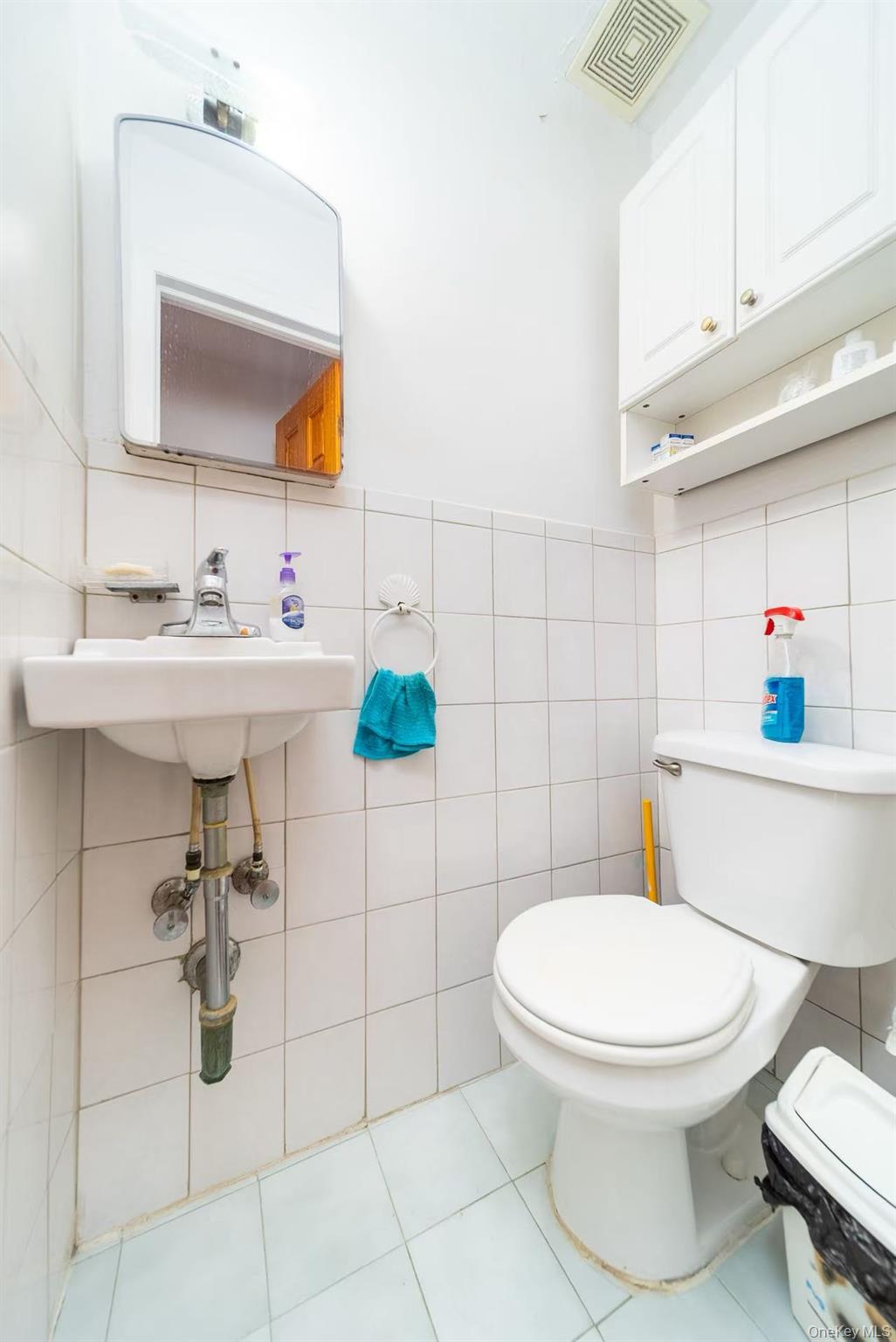 166-61 17th Road, Whitestone, NY 11357