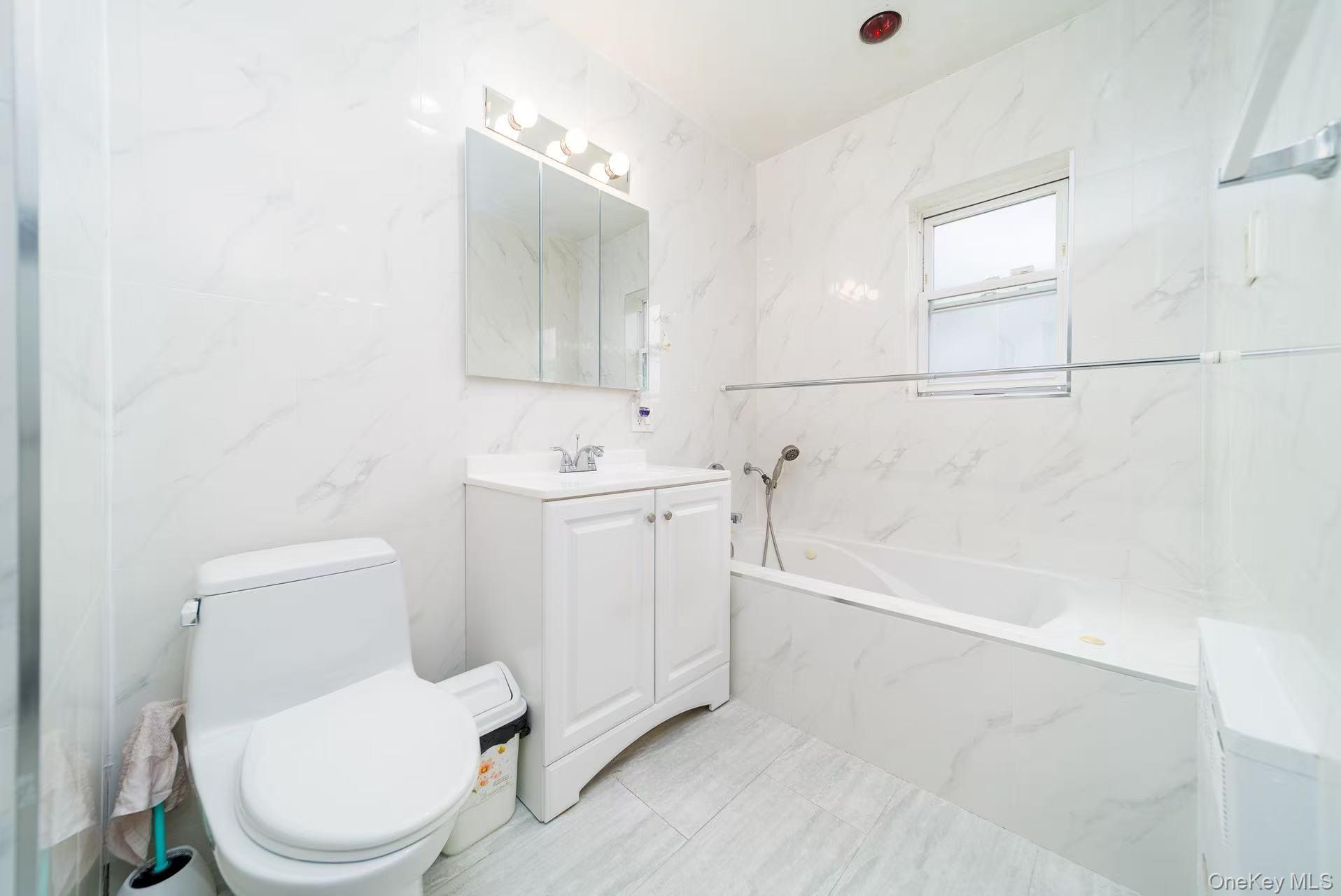 166-61 17th Road, Whitestone, NY 11357