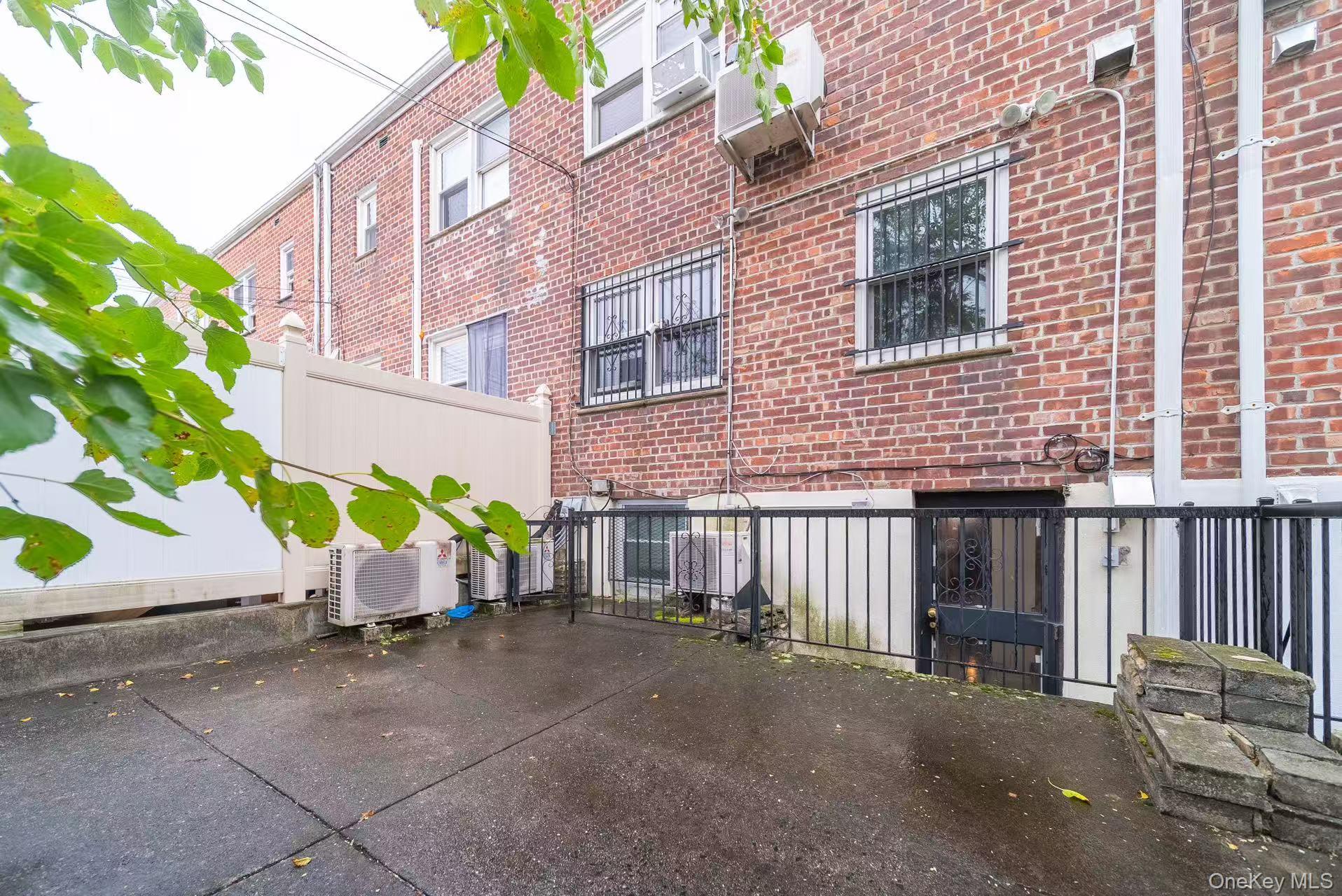 166-61 17th Road, Whitestone, NY 11357