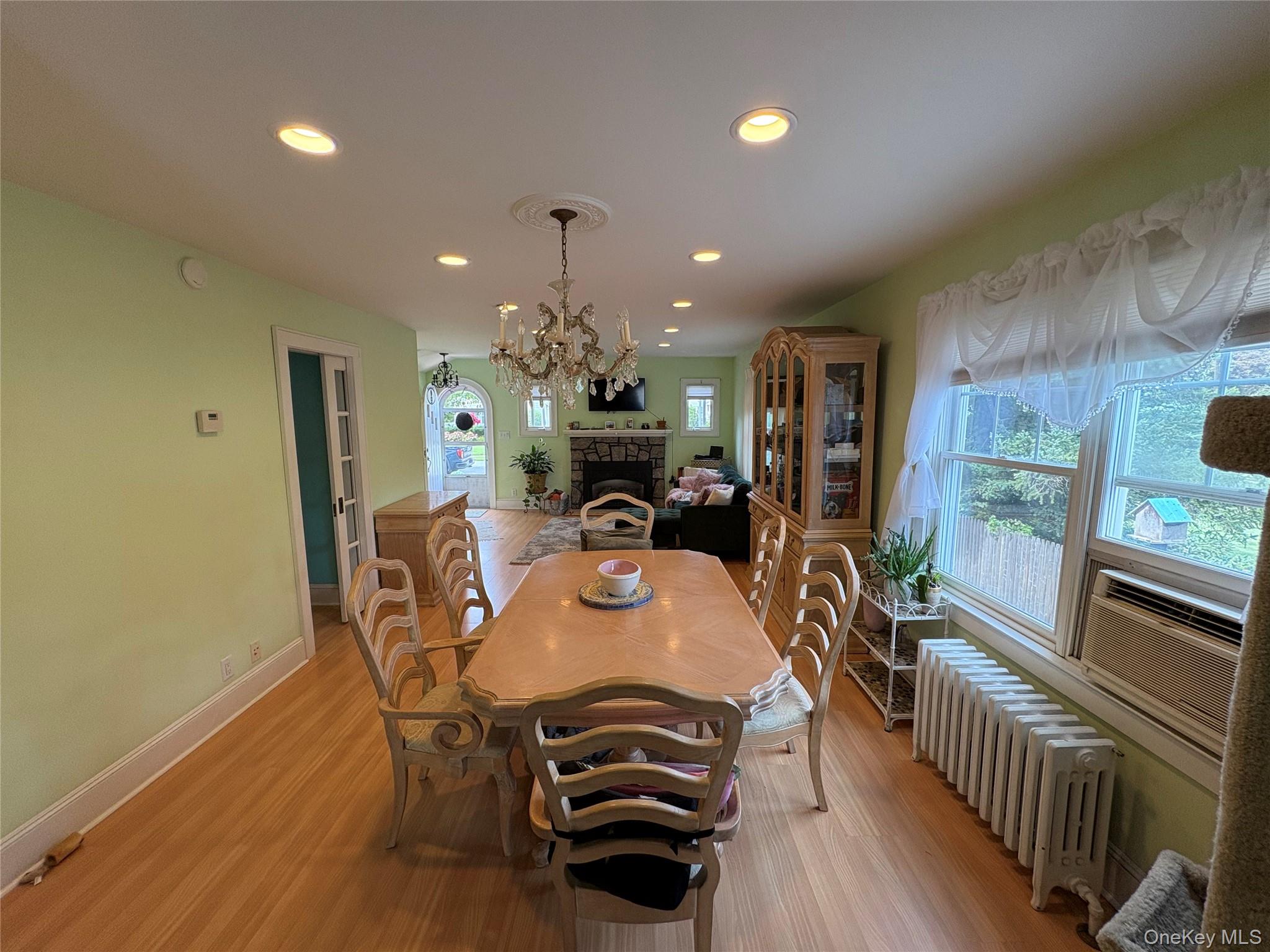 17 Somerset Avenue, East Islip, NY 11730