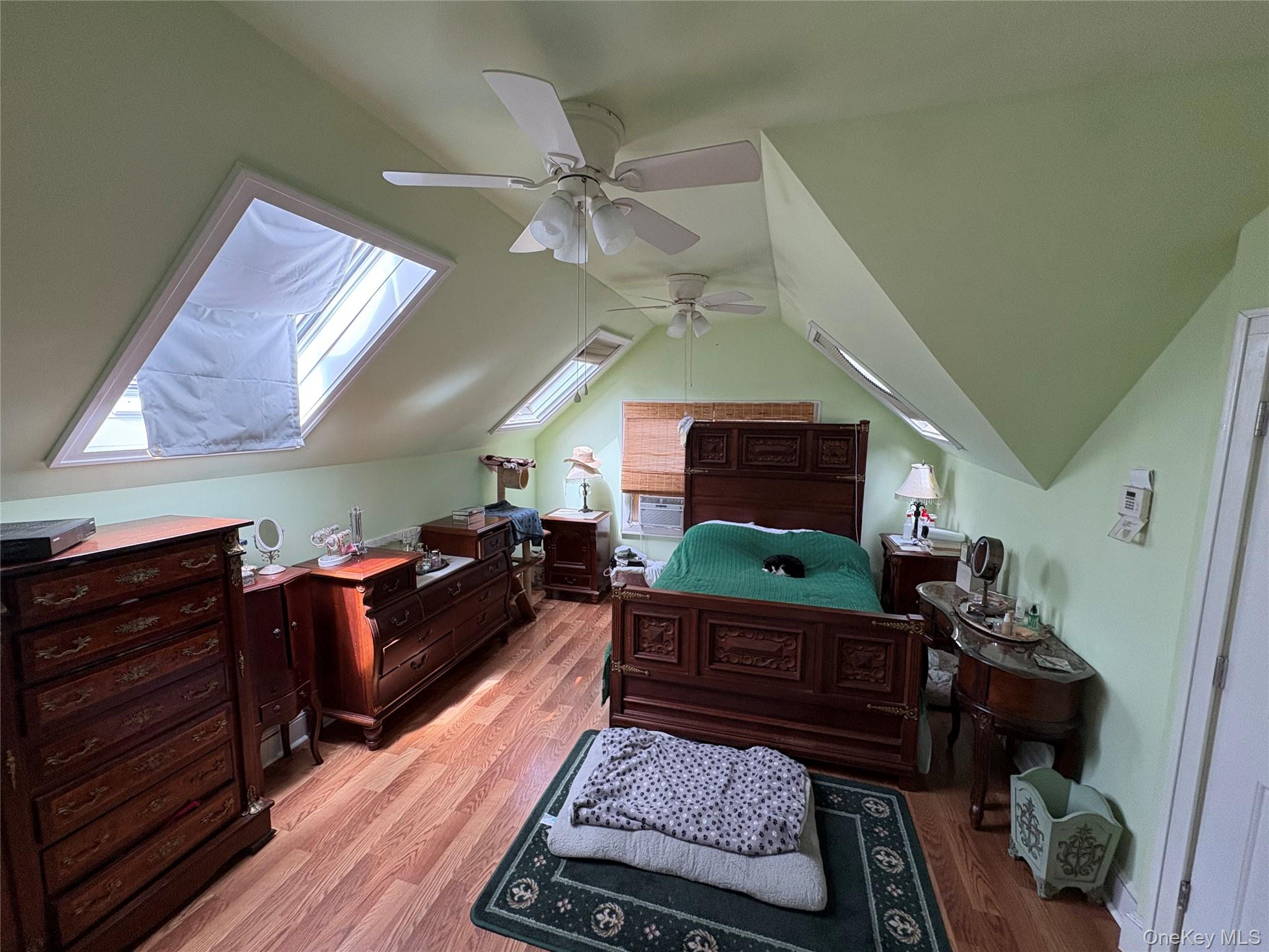 17 Somerset Avenue, East Islip, NY 11730