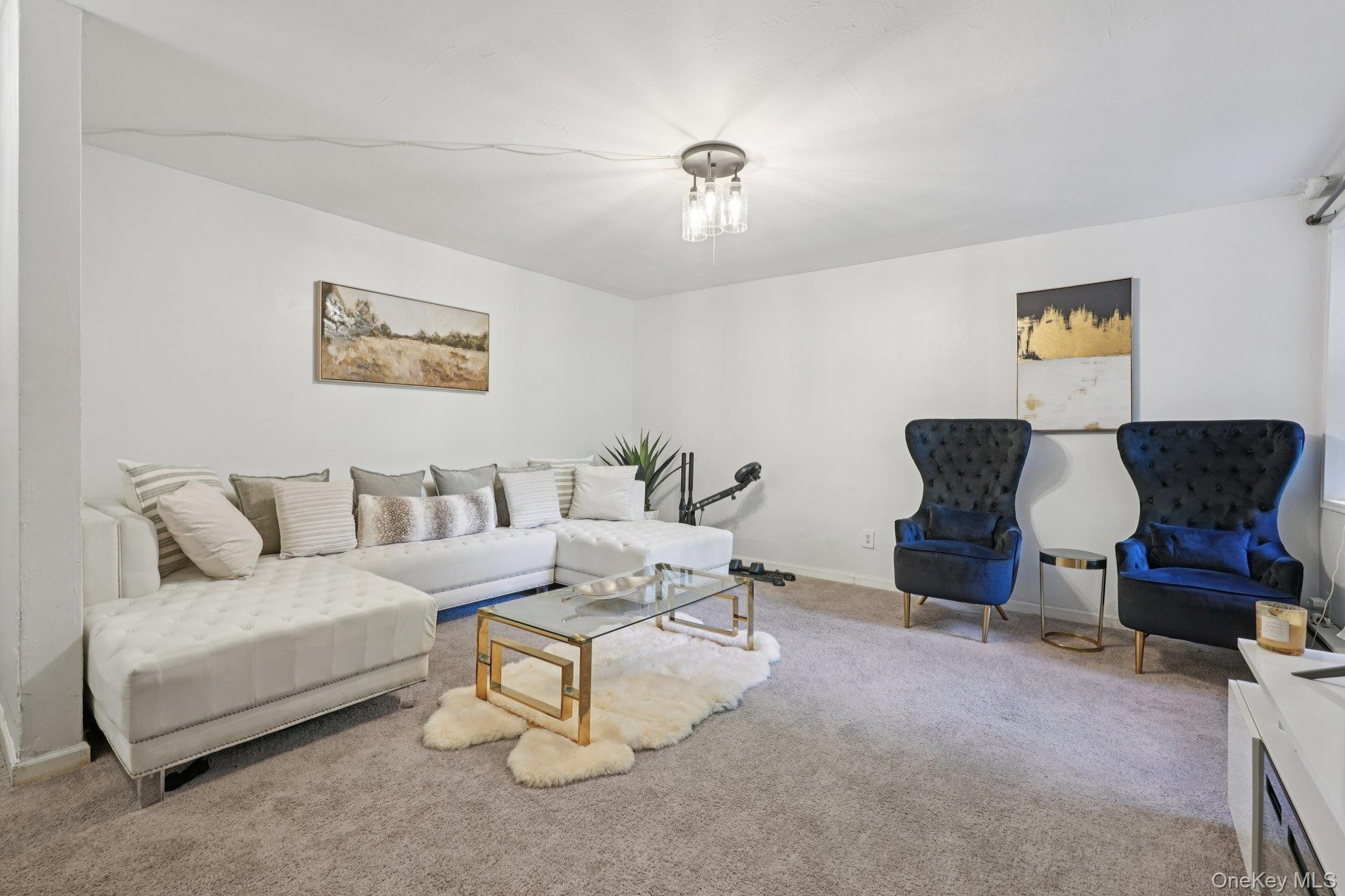 5 Oakdale Manor # L17, Suffern, NY 10901