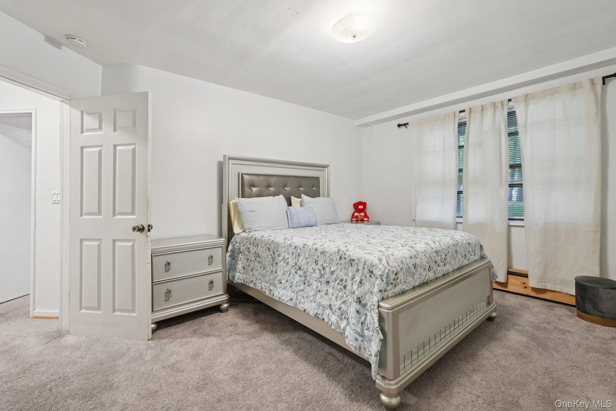 5 Oakdale Manor # L17, Suffern, NY 10901