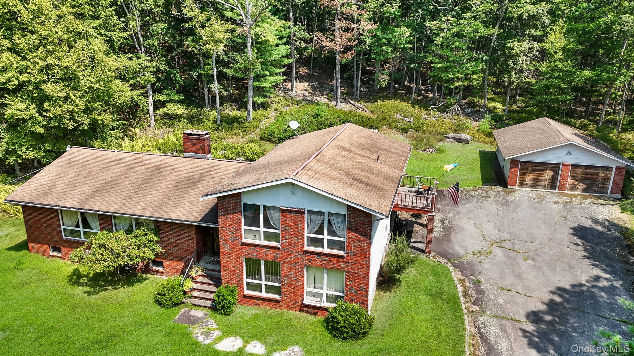 57 Hunczak Boulevard, Glen Spey, NY 12737