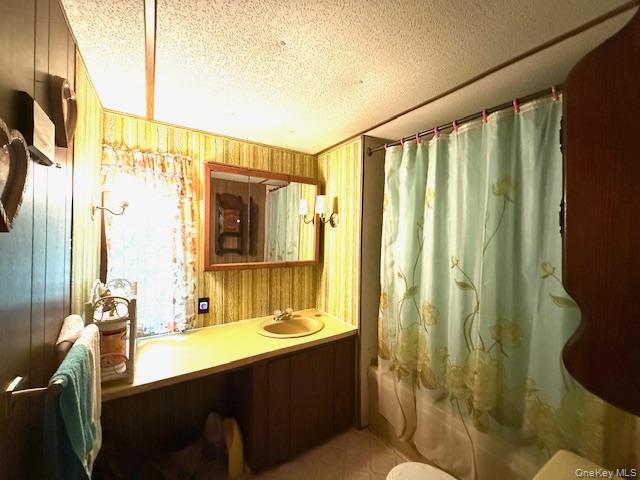 8 Anna Drive, Glen Spey, NY 12737