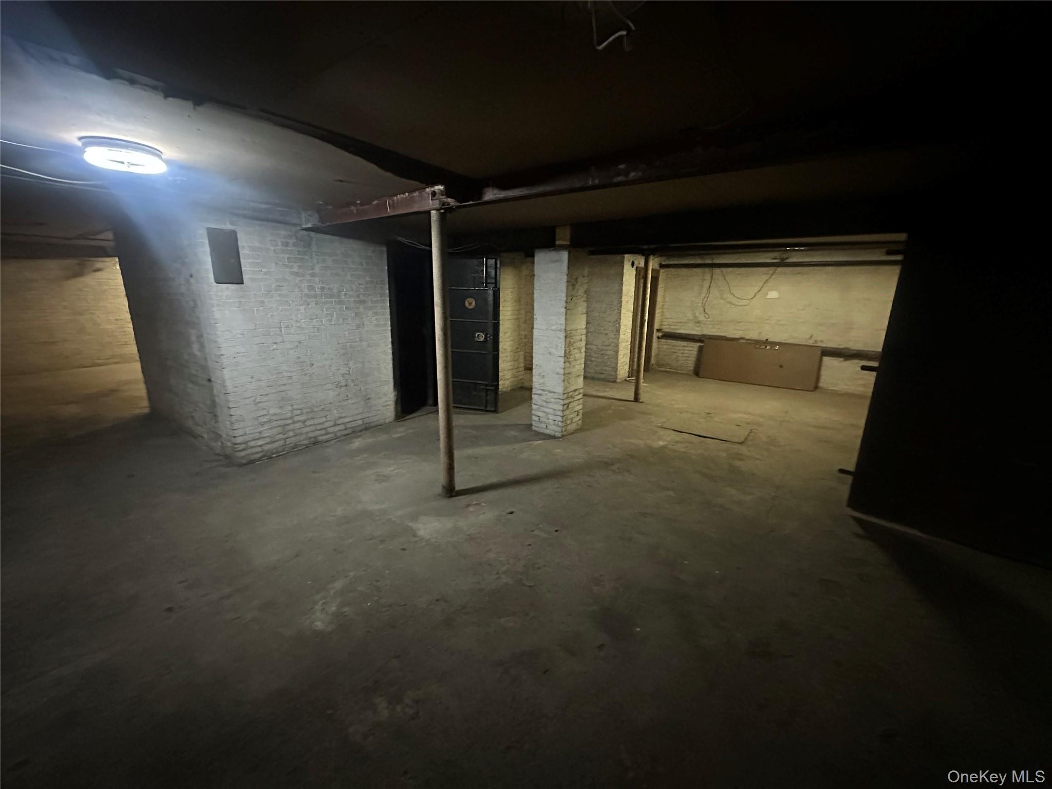 45 North Village Avenue, Rockville Centre, NY 11570