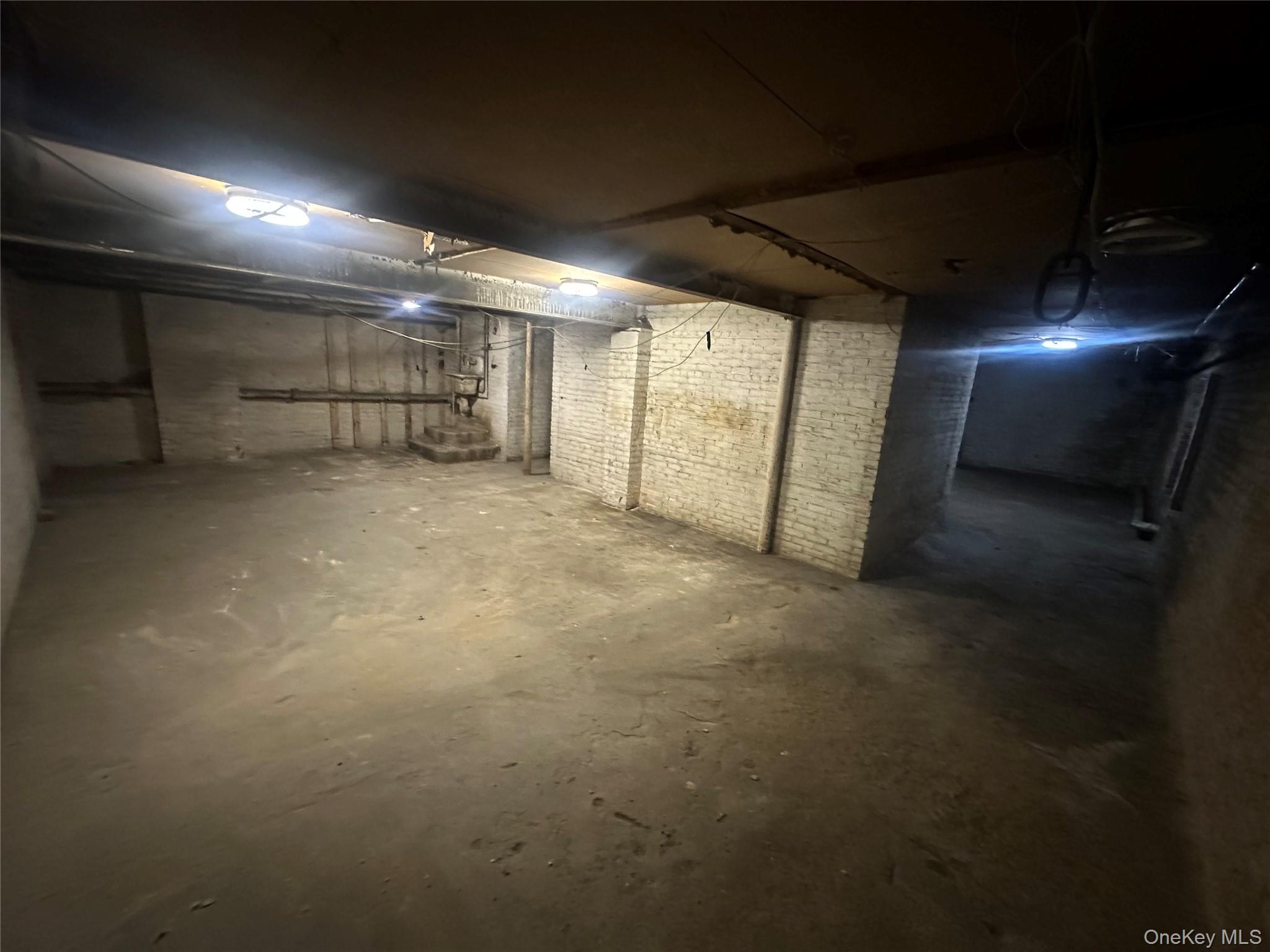 45 North Village Avenue, Rockville Centre, NY 11570