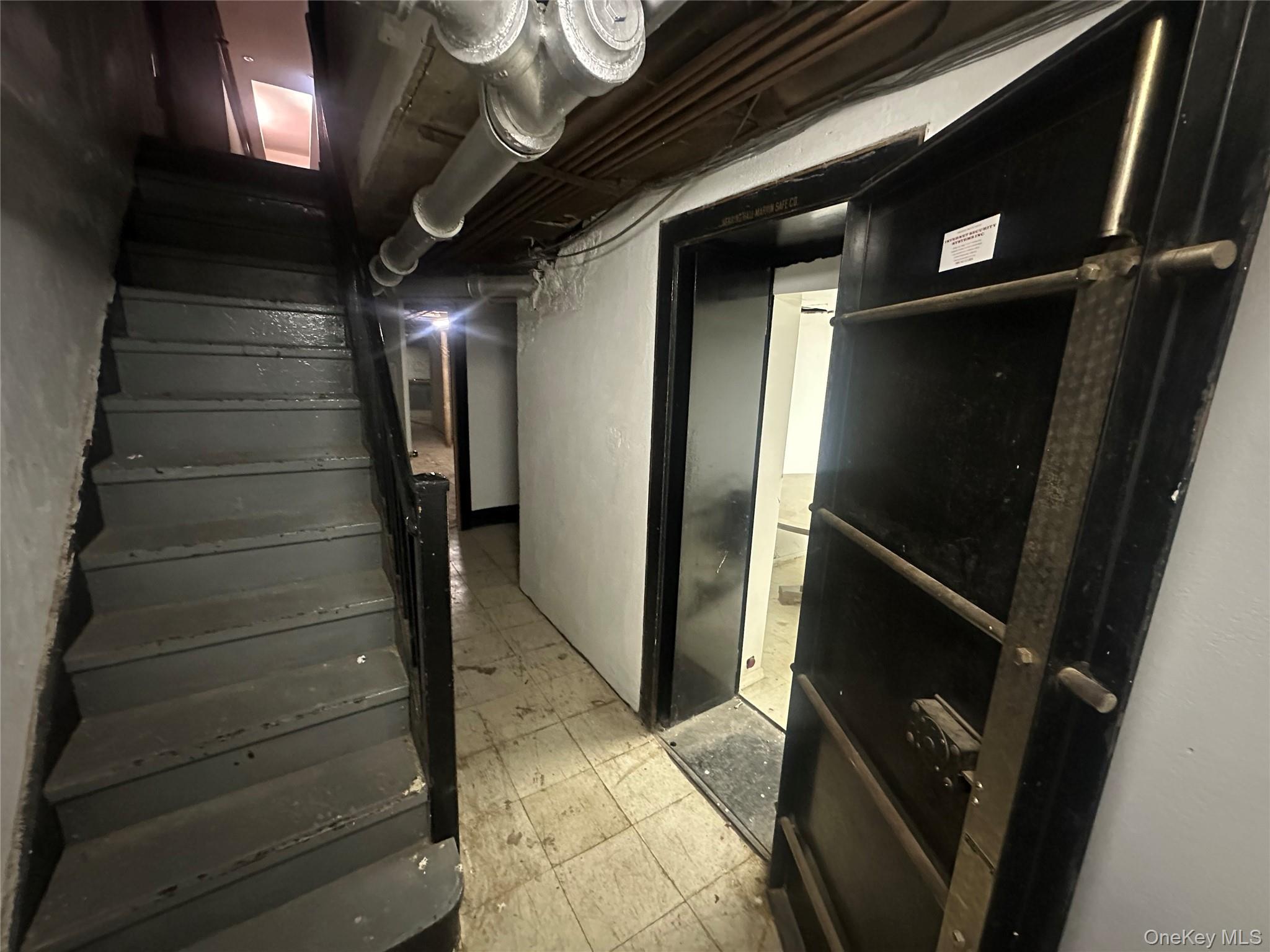 45 North Village Avenue, Rockville Centre, NY 11570