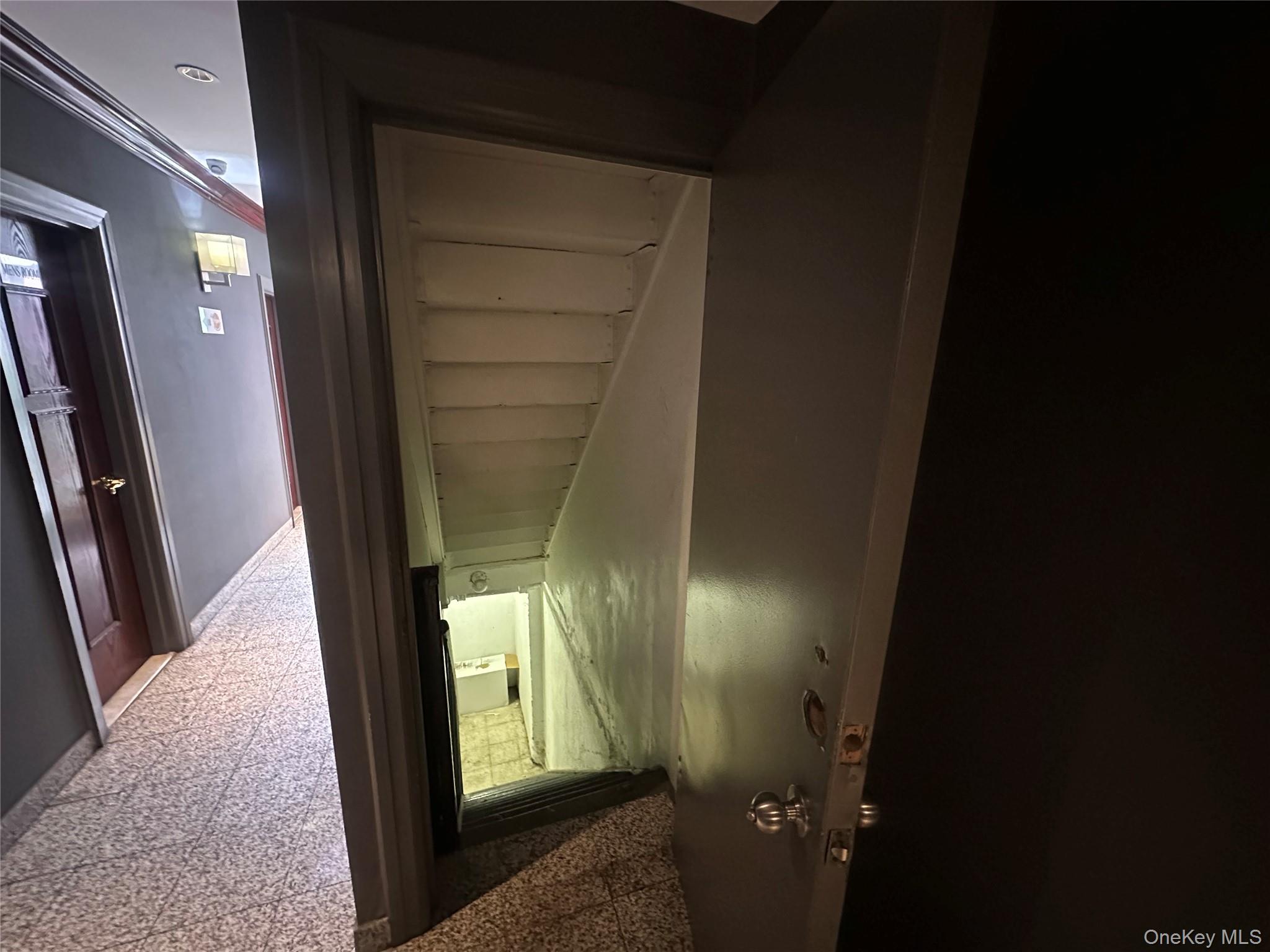 45 North Village Avenue, Rockville Centre, NY 11570